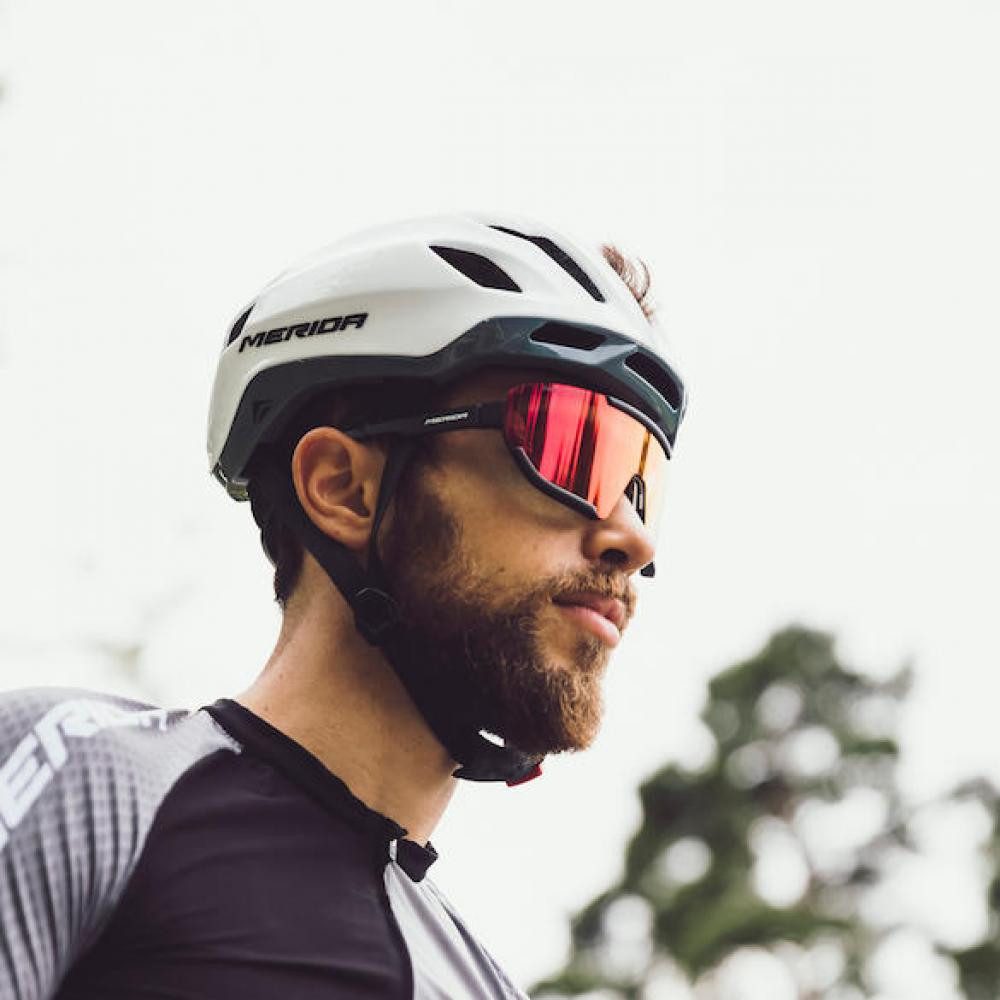 Merida Sportbrille Merida Sonnenbrille PRO RACE Onesize Schwarz/Weiß - photochromische Pe