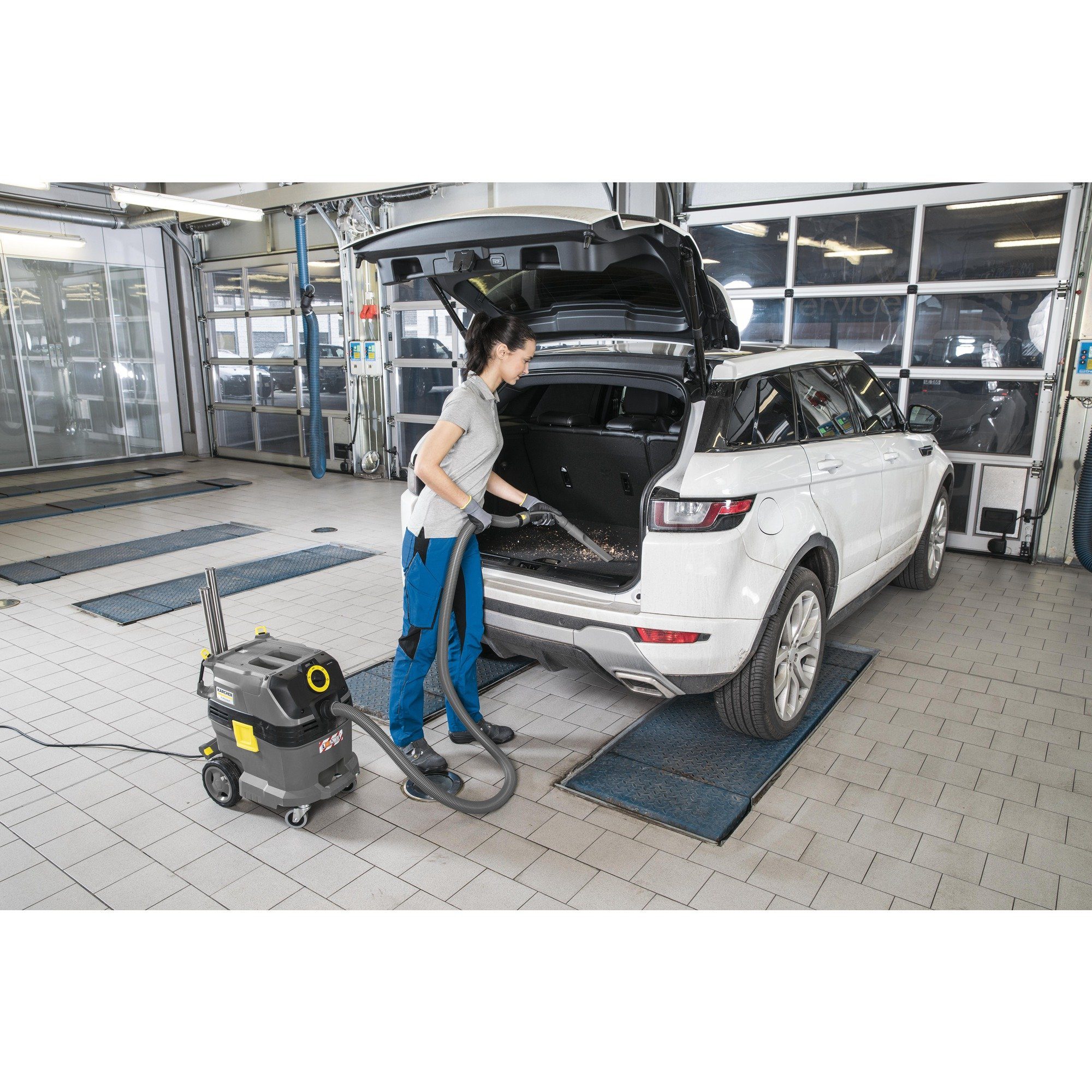 KÄRCHER Bodenstaubsauger Kärcher NT 30/1 TACT L 1.148-201.0