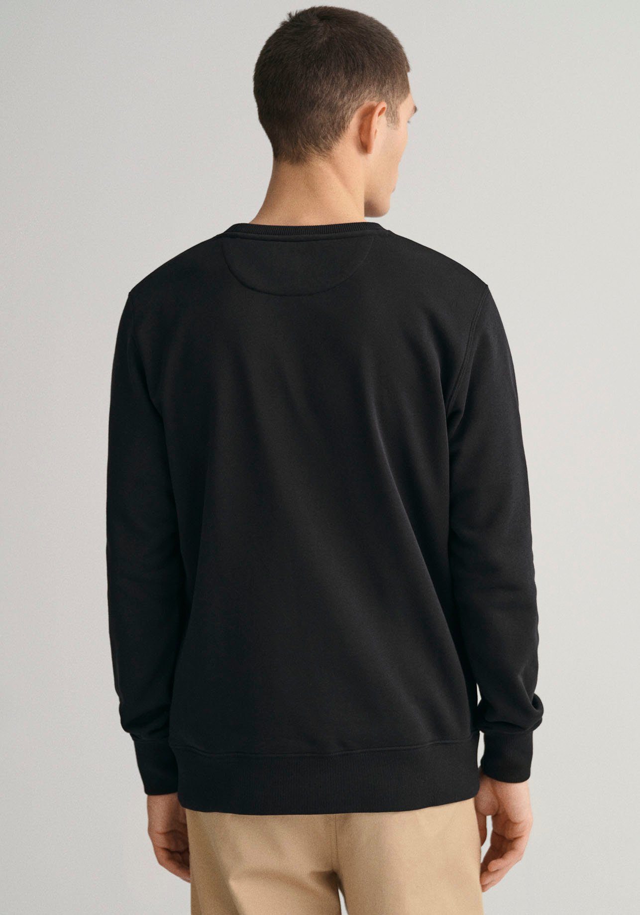 auf Logostickerei Sweatshirt black C-NECK mit Gant SHIELD der REG Brust SWEAT