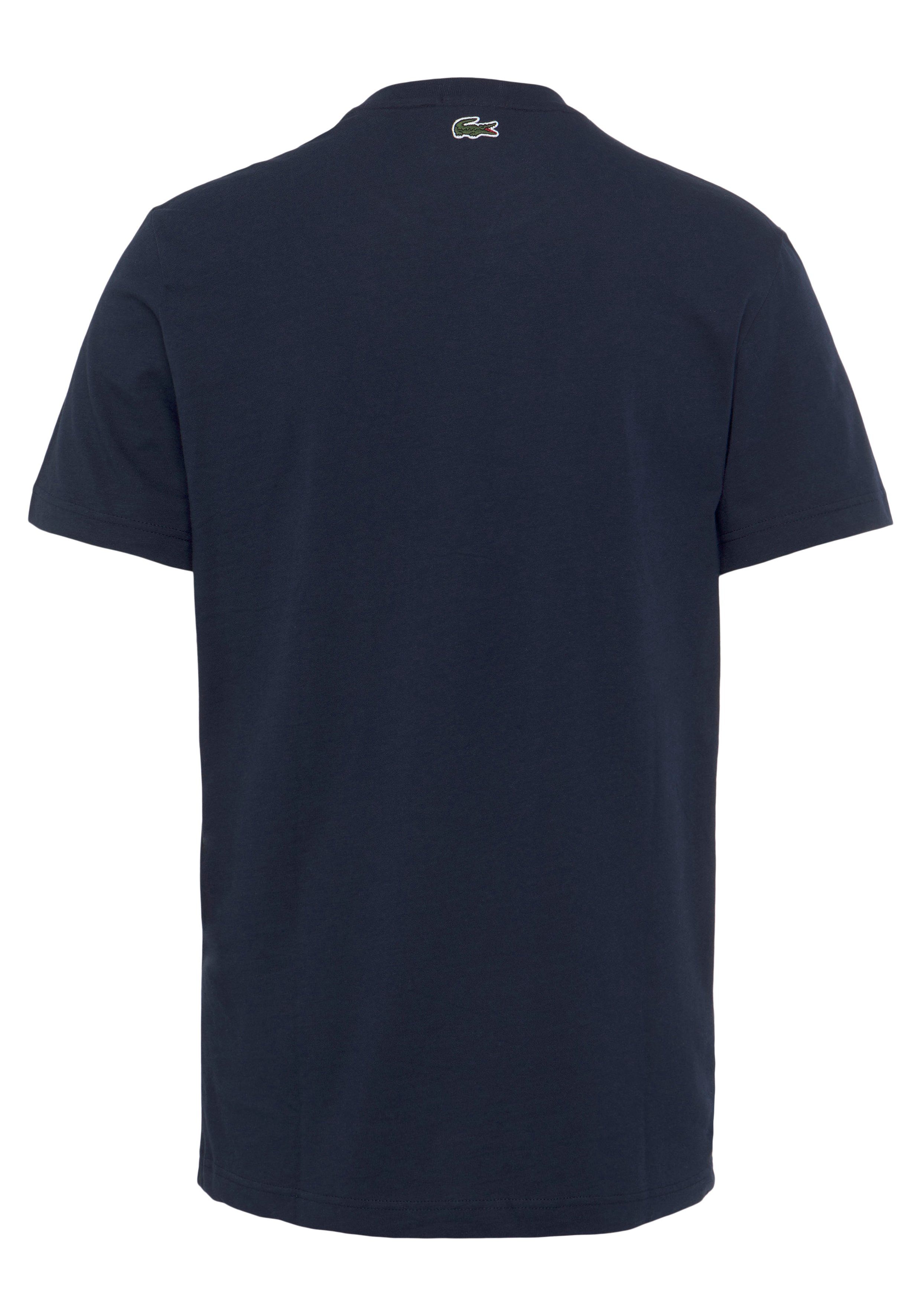 der Print Brust Lacoste auf T-Shirt BLUE Lacoste T-SHIRT mit NAVY