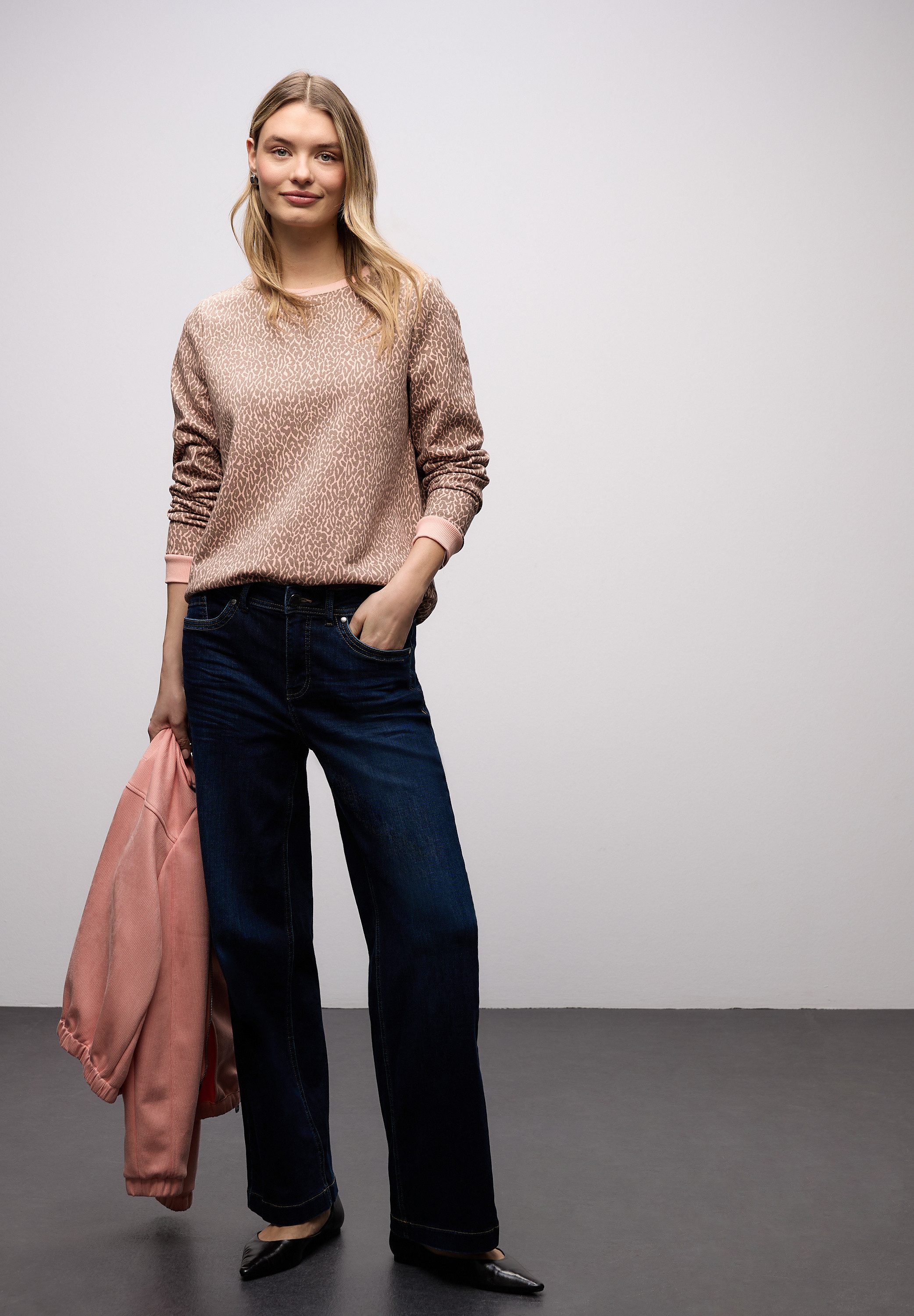 STREET ONE Sweatshirt mit Leo-Print