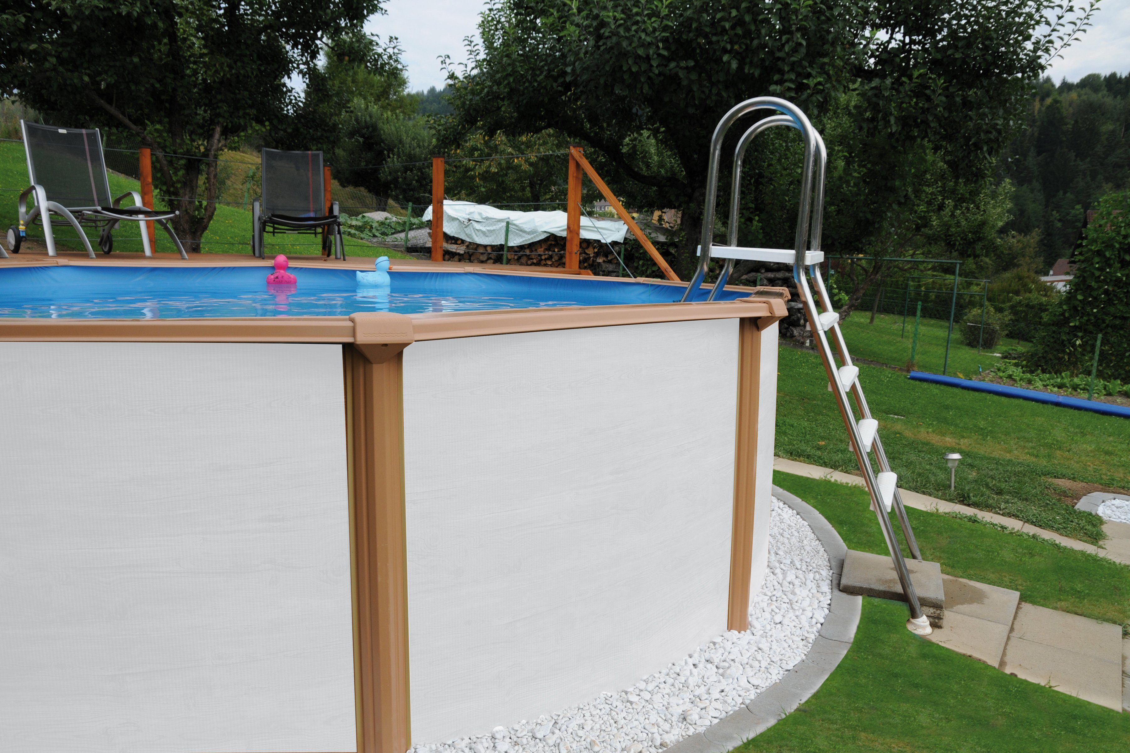 KWAD Rundpool White Timber inkl. Sicherheitsleiter und Zubehör (Set, 5-tlg), 5-tlg 3,6, 5,5 oder 4,6 m Durchmesser, Höhe: 1,32m, mit blauer Folie