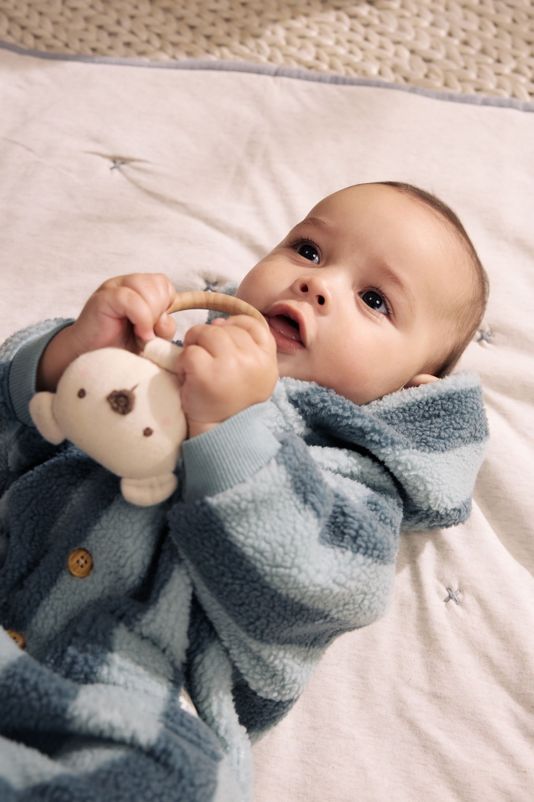 Next Fleeceoverall Baby geknöpfter Borg-Anzug mit Kapuze (1-tlg) – Bild 5 von 5