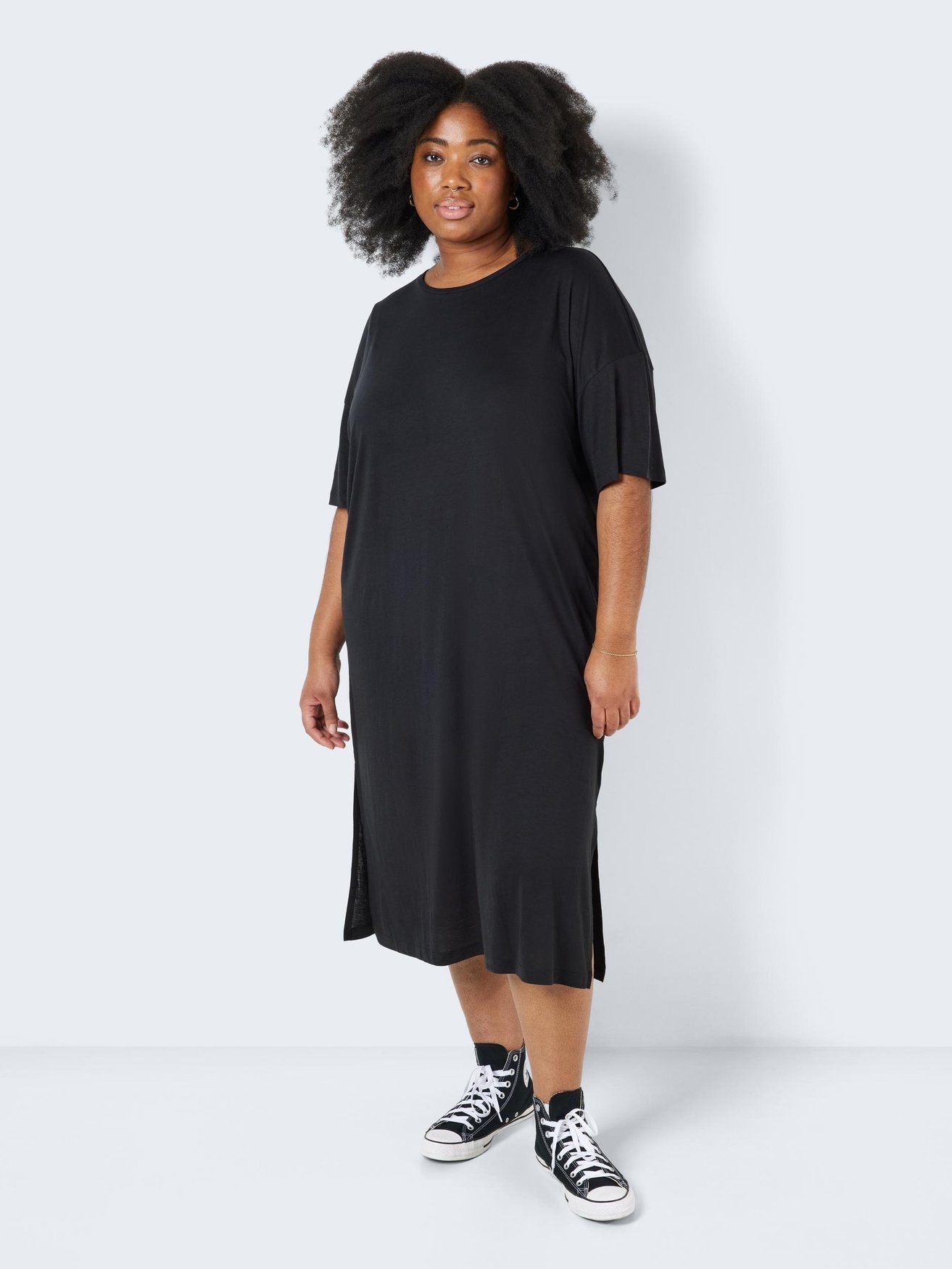 Noisy may Shirtkleid NMMAYDEN Curve Dress (lang) in Arm 2/4 5796 Shirt Schwarz-2 Übergrößen