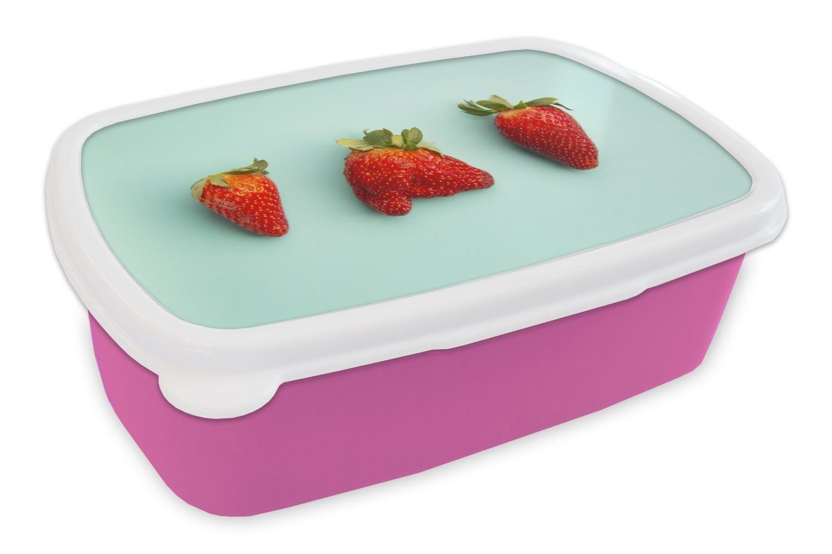 MuchoWow Lunchbox Erdbeere - Pastell - Blau, Kunststoff, (2-tlg), Brotbox für Erwachsene, Brotdose Kinder, Snackbox, Mädchen, Kunststoff rosa