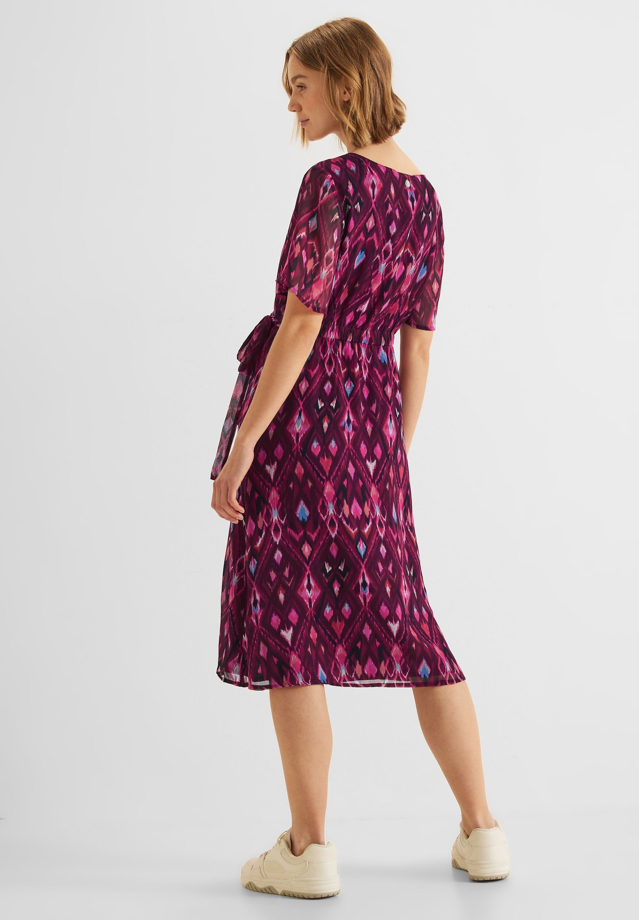 STREET ONE Maxikleid mit allover Print, V-Ausschnitt