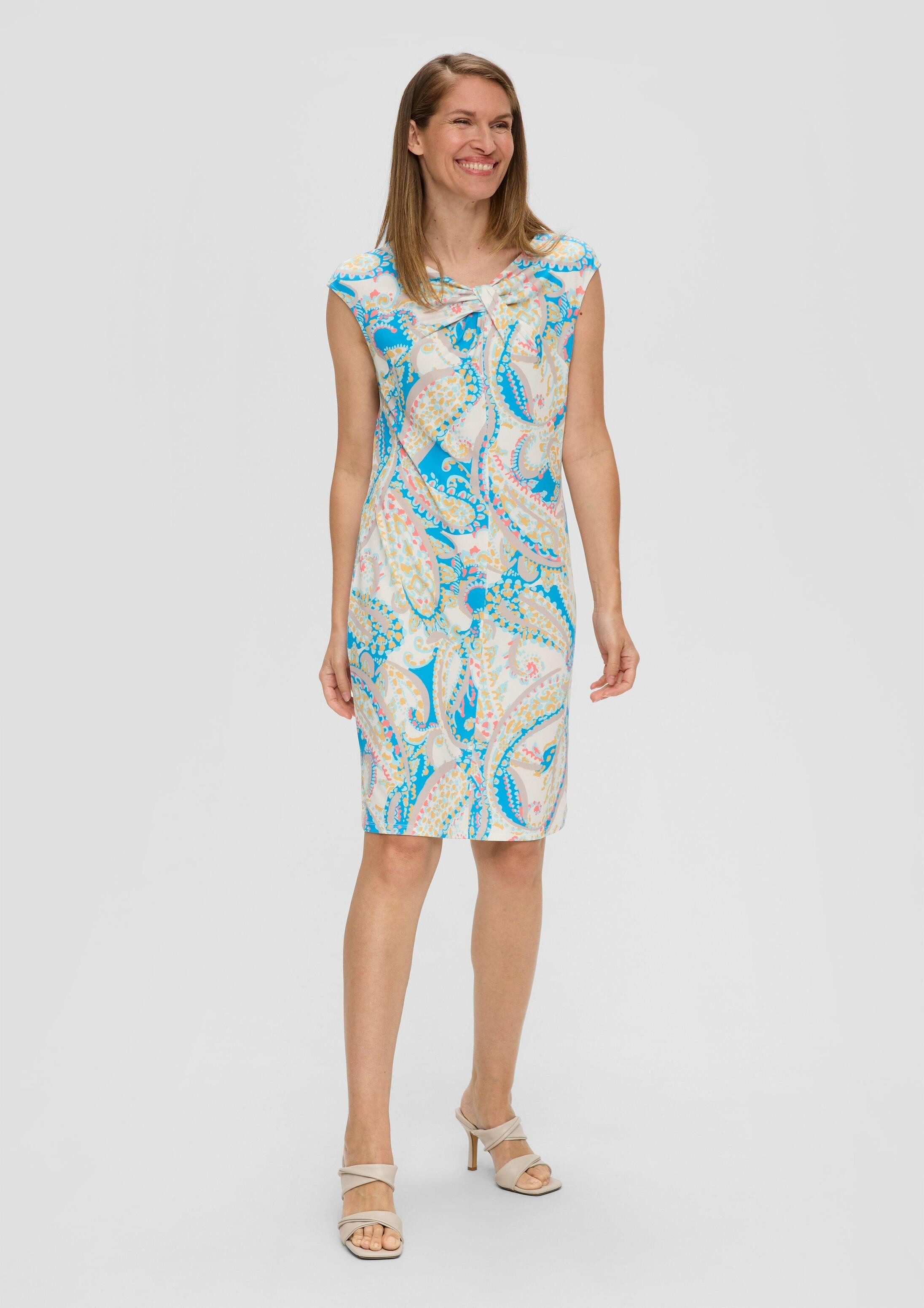 s.Oliver Minikleid Kleid Ärmelloses Kleid mit All-over-Print und Knoten-Detail – Bild 5 von 5