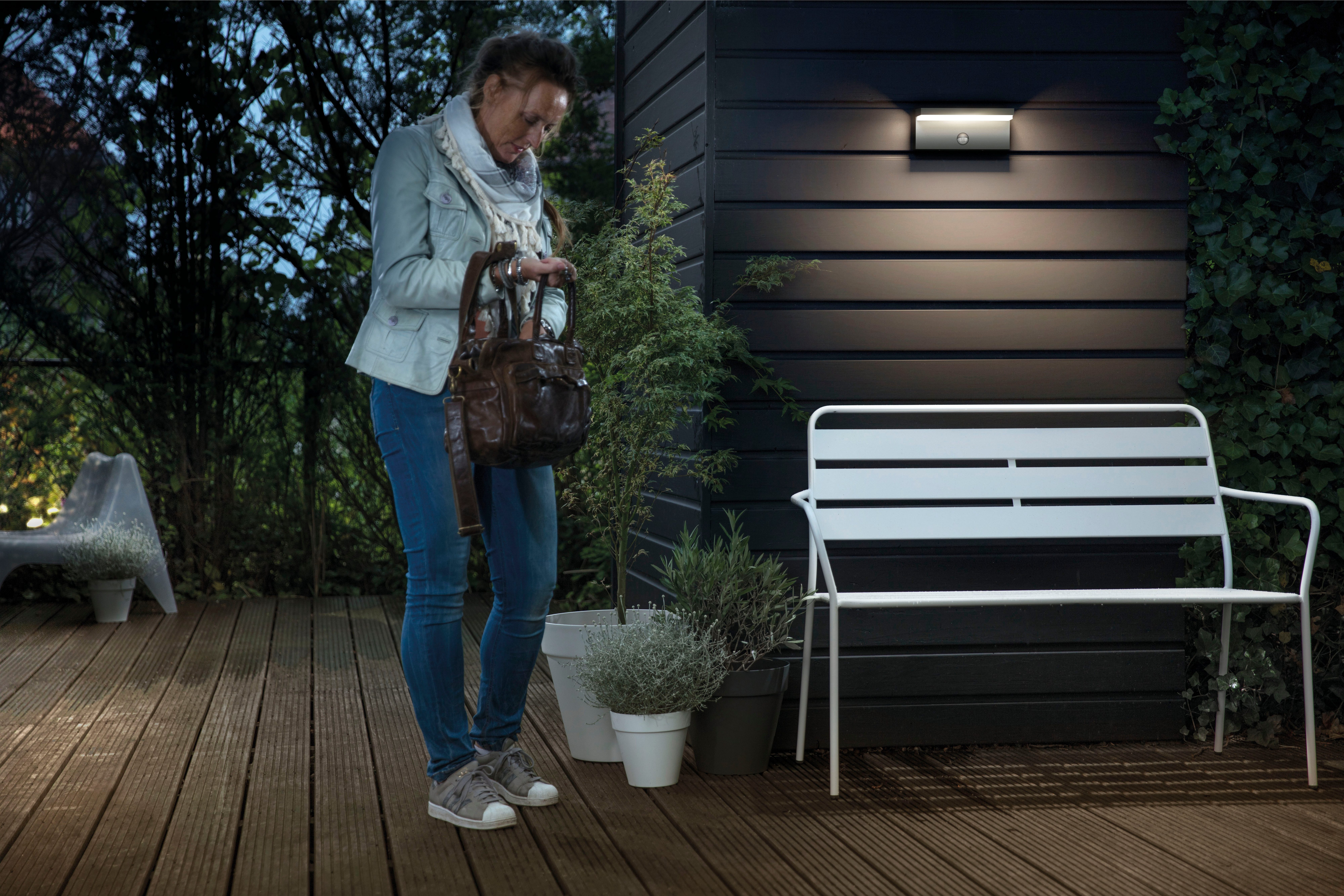 Philips LED Außen-Wandleuchte myGarden Bustan,1000lm, Anthrazit, Abschaltautomatik, Bewegungsmelder, Leuchtdauer einstellbar, Memoryfunktion, LED fest integriert, Warmweiß