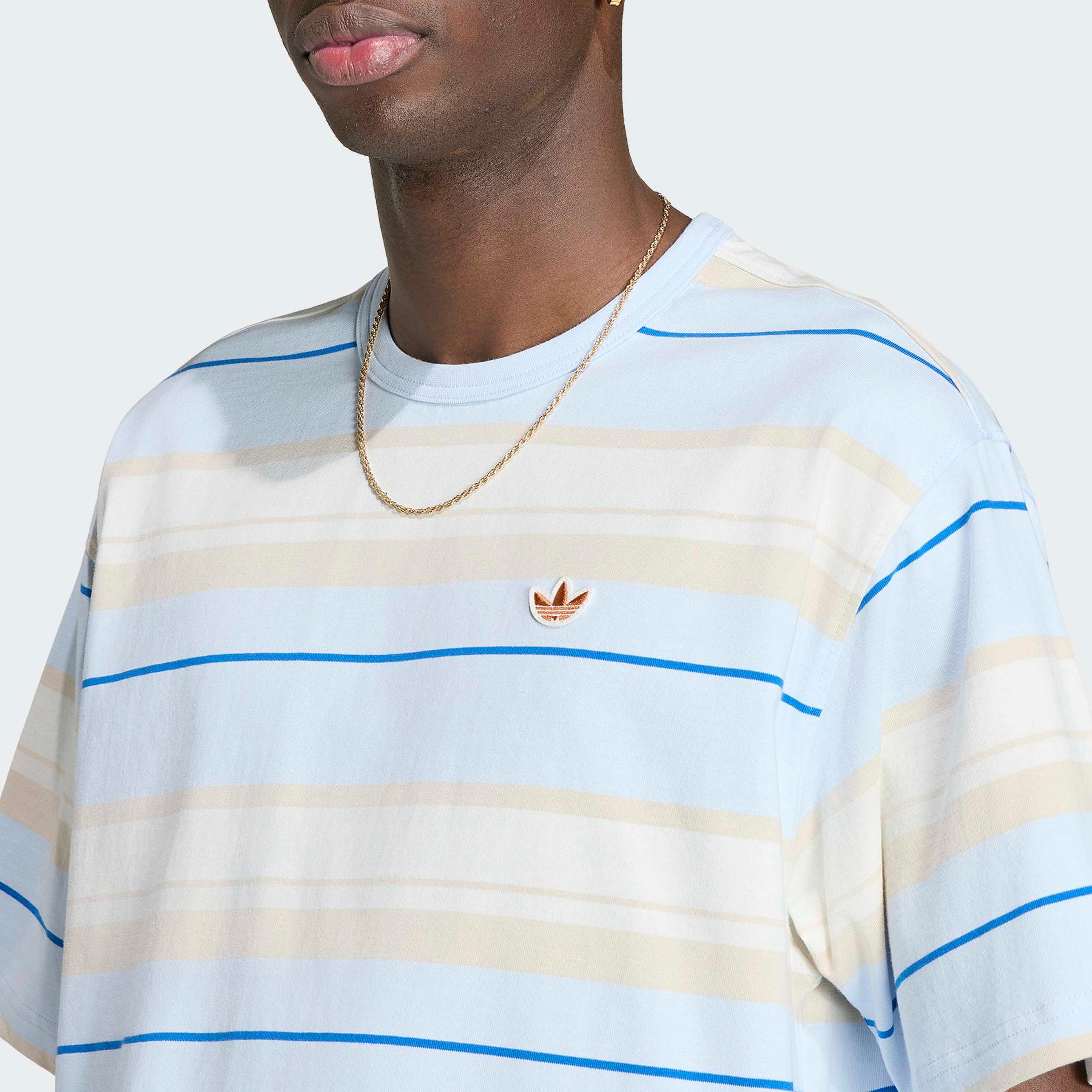 adidas Originals T-Shirt STRIPED CREW NECK mit klassischem Streifendesign, aus Baumwolle, lockere Passform
