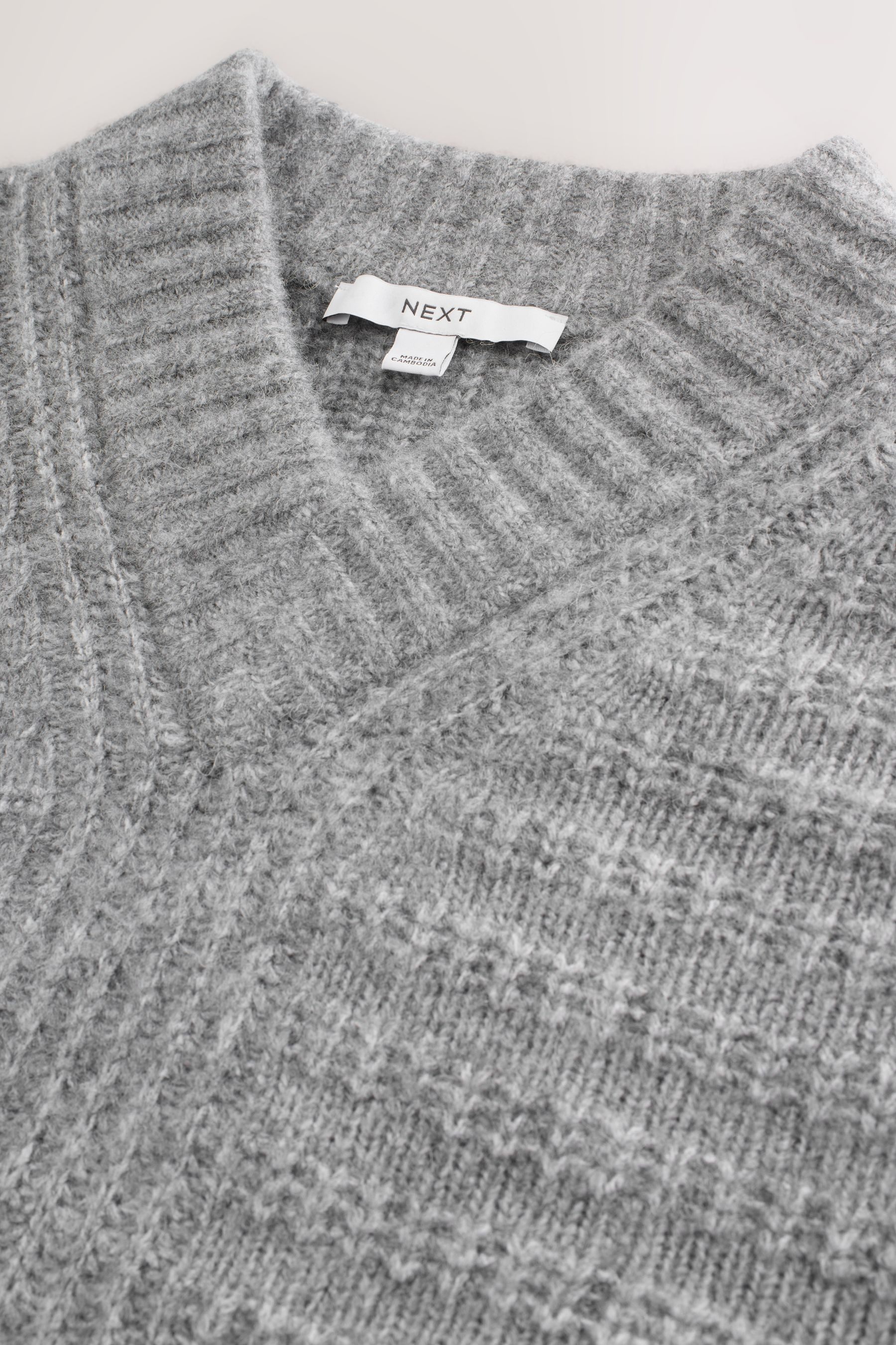 Next V-Ausschnitt-Pullover Gerippter, langer Pullover mit V-Ausschnitt (1-t günstig online kaufen