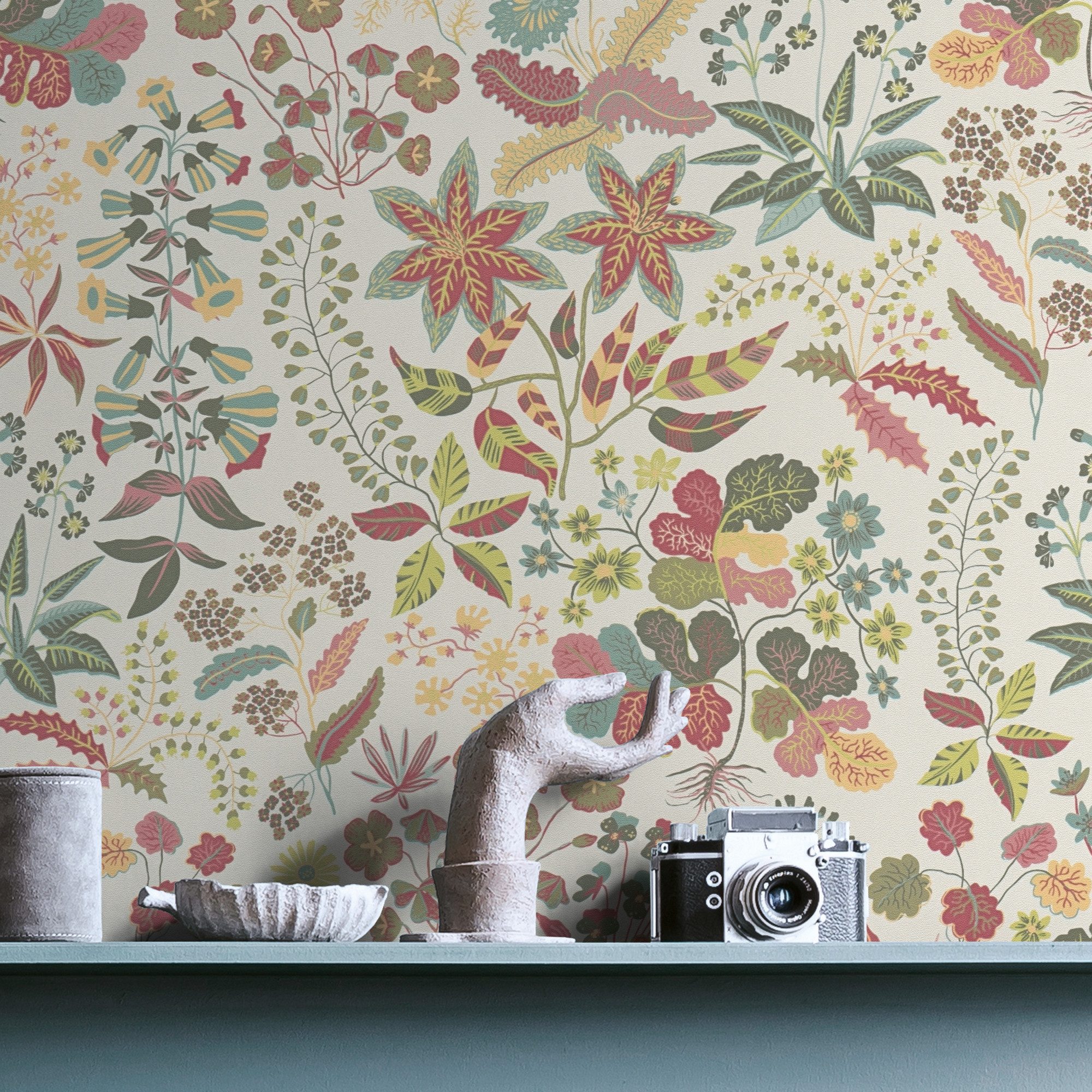 living walls Vliestapete LIMITED – Bunte Blumenwiese, leicht strukturiert, floral, mehrfarbig, botanisch, (1 St), Vielfältige Wildblumen und Blätter in lebendiger Illustration