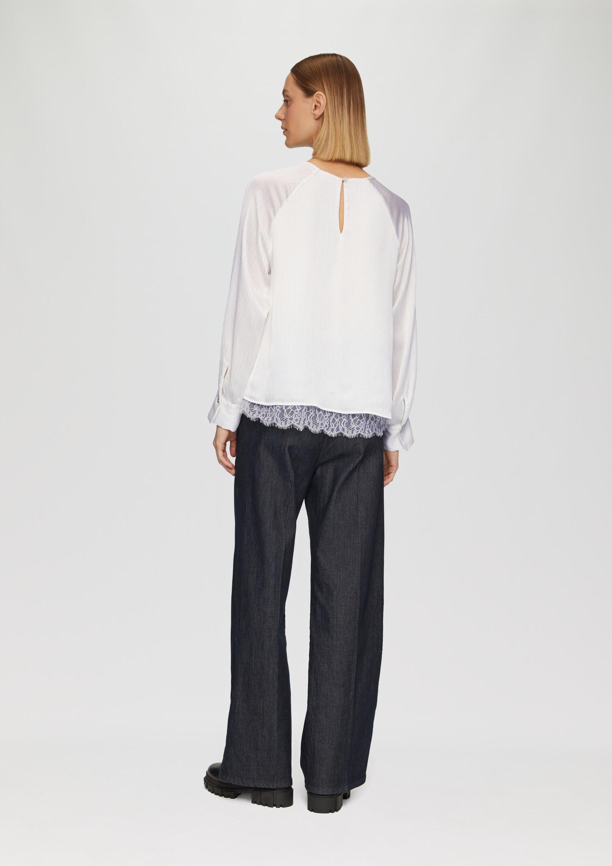 s.Oliver Langarmbluse Bluse Festive Viskosebluse mit Struktur und Raglanärmeln