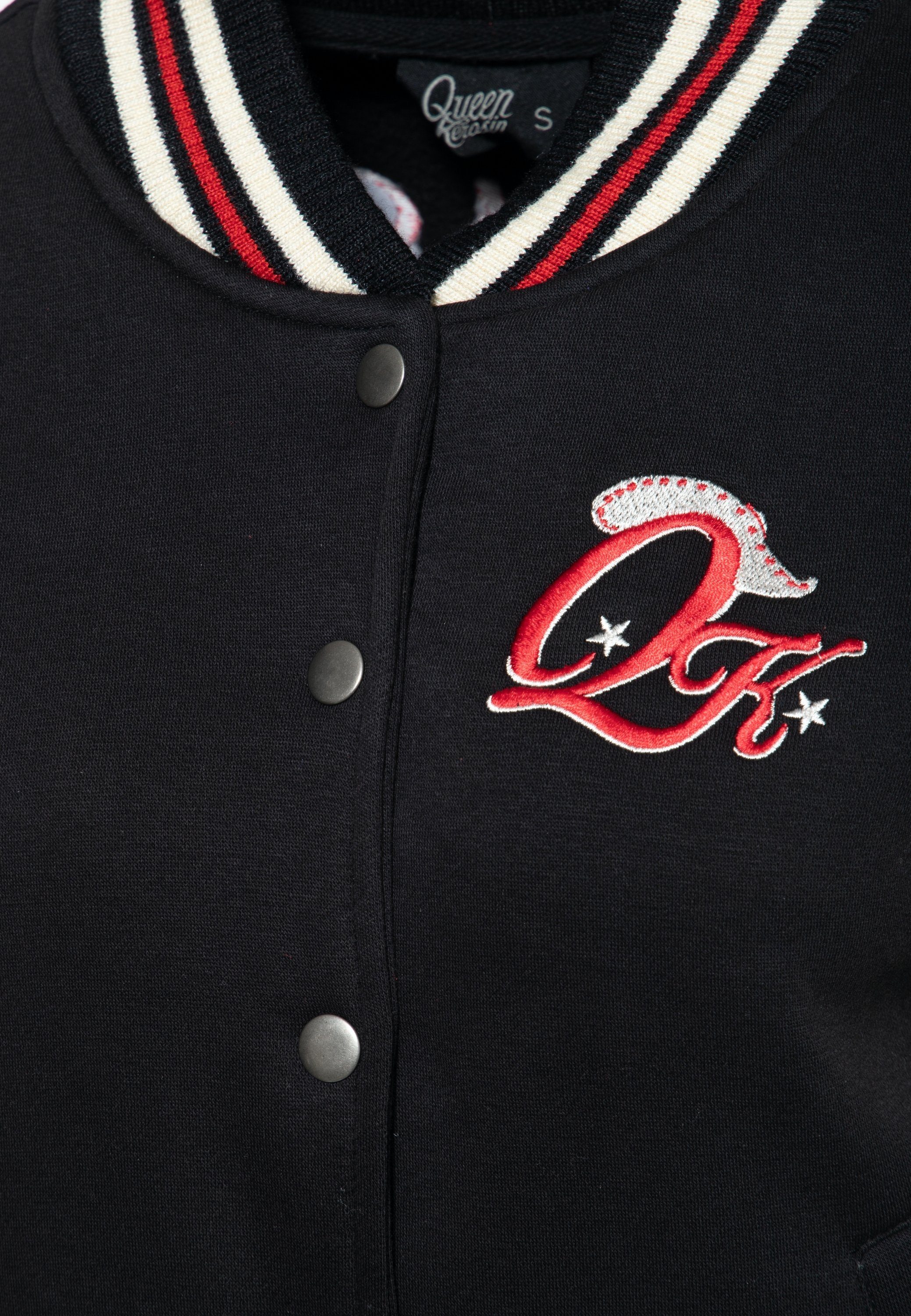 QueenKerosin Collegejacke Rebel at Heart (1-St) Mit hochwertiger Stickerei im Vintage Comic Design