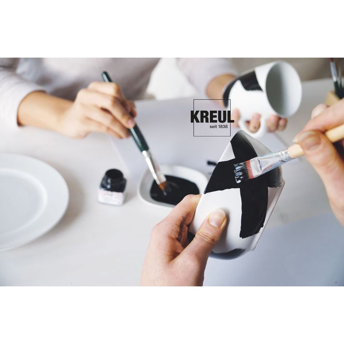 C. KREUL Porzellanfarbe KREUL Glass & Porcelain Farbe Classic violett 20ml Glas