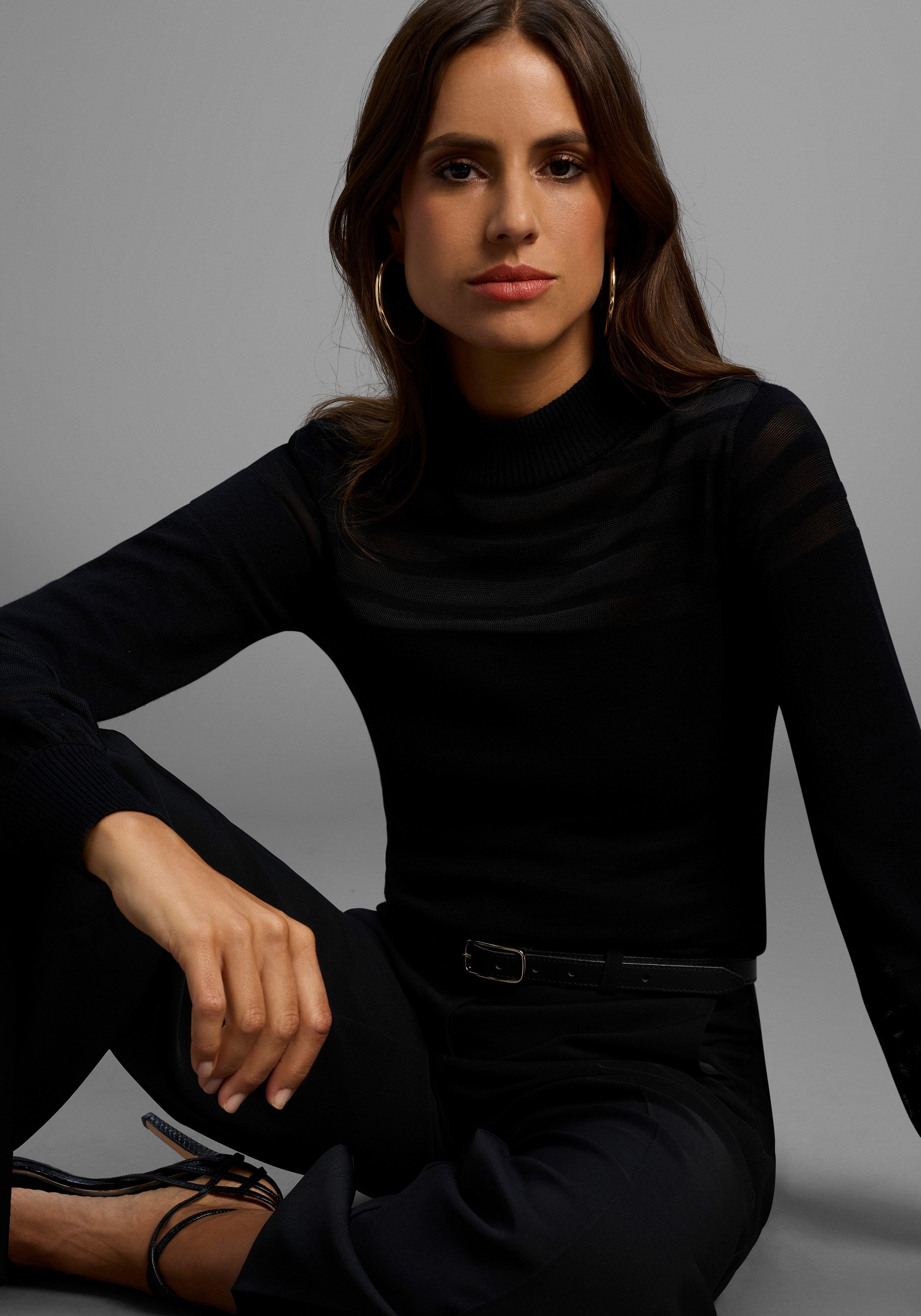 Melrose Stehkragenpullover mit transparenten Streifen und günstig online kaufen