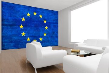 WandbilderXXL Fototapete Europa, glatt, Länderflaggen, Vliestapete, hochwertiger Digitaldruck, in verschiedenen Größen