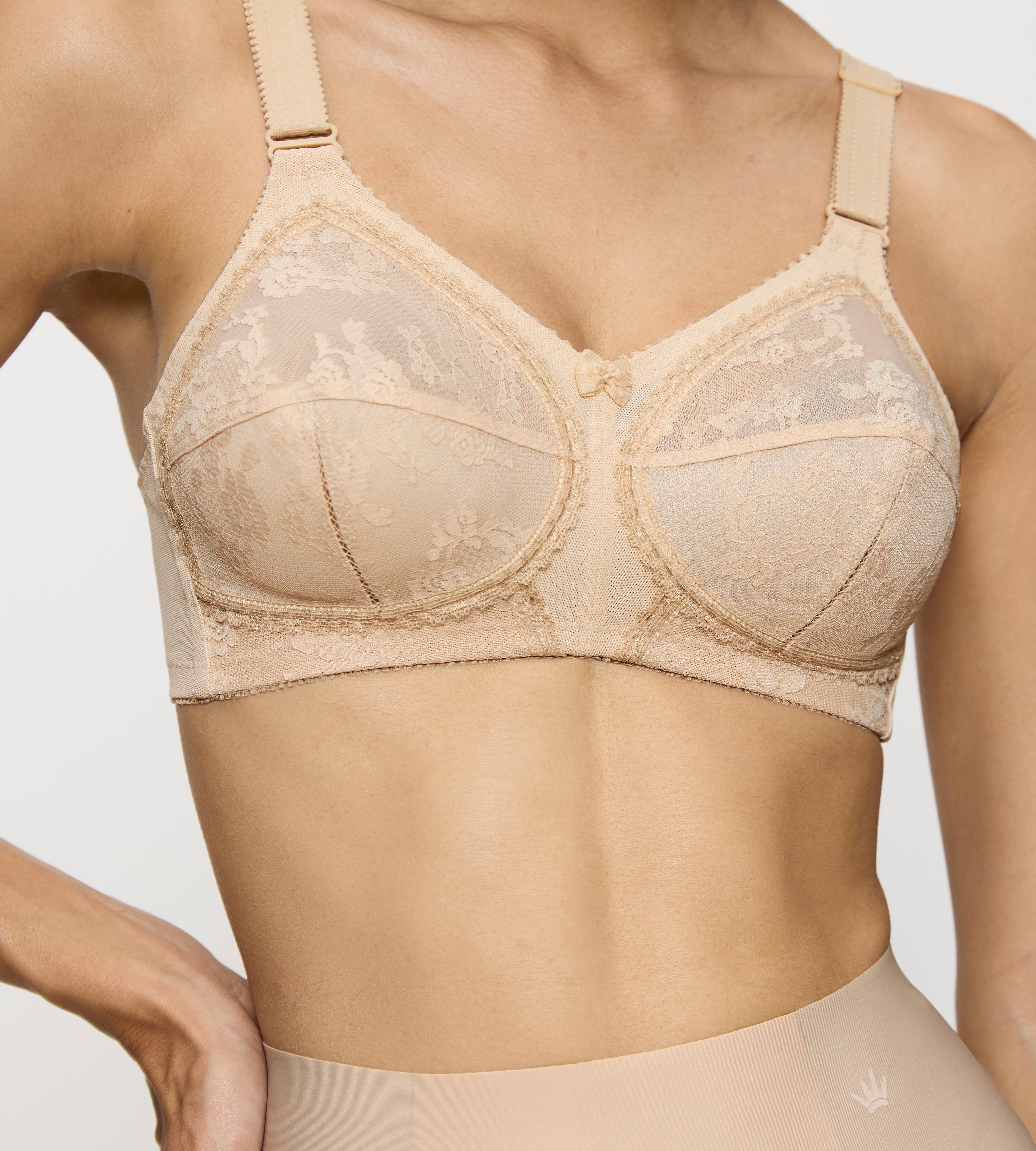Triumph Bügelloser BH Doreen X mit Spitzendetails, breitere verstellbare Träger