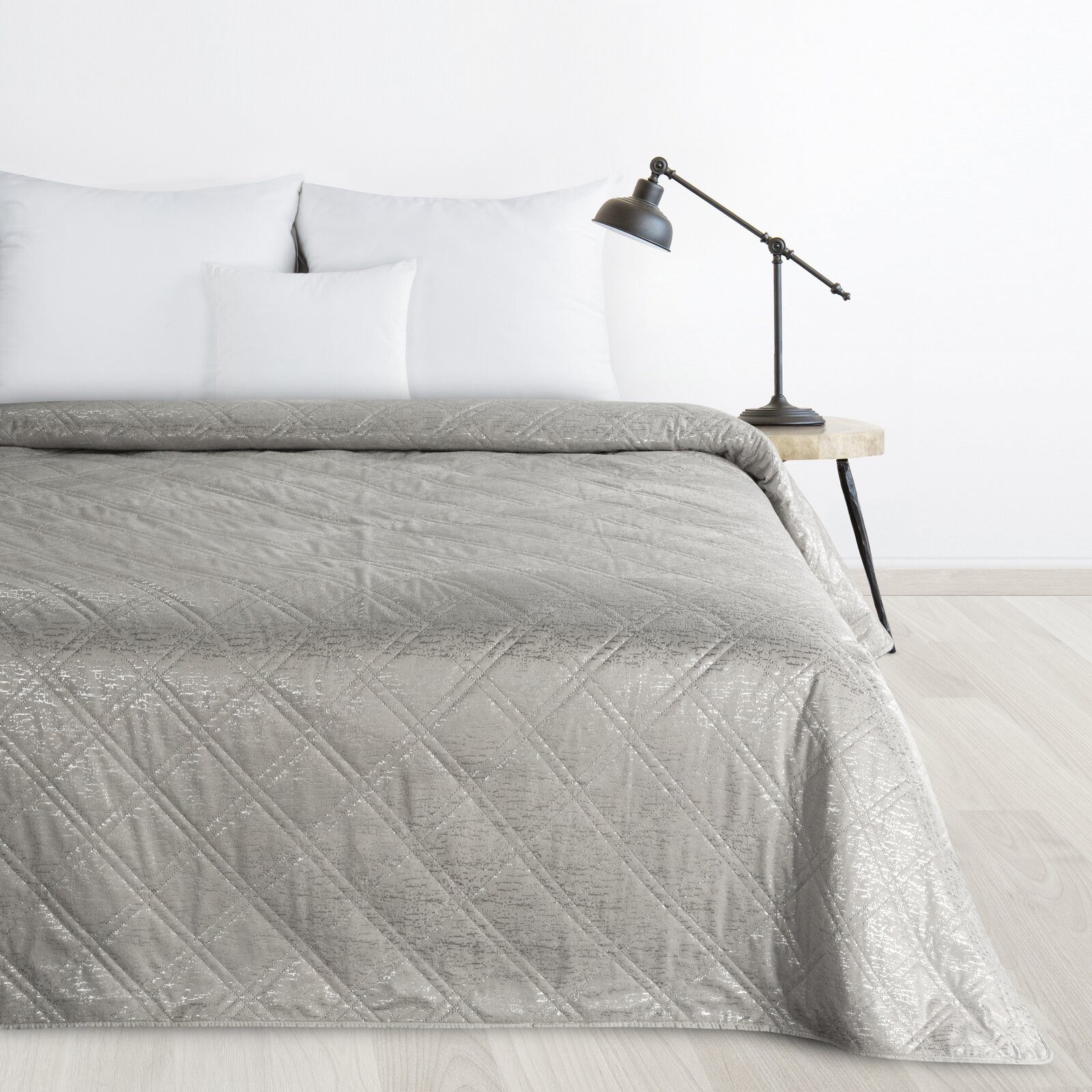 Design91 Tagesdecke Edler Bettüberwurf mit dezentem Silberglanz, Luxus-Patc günstig online kaufen