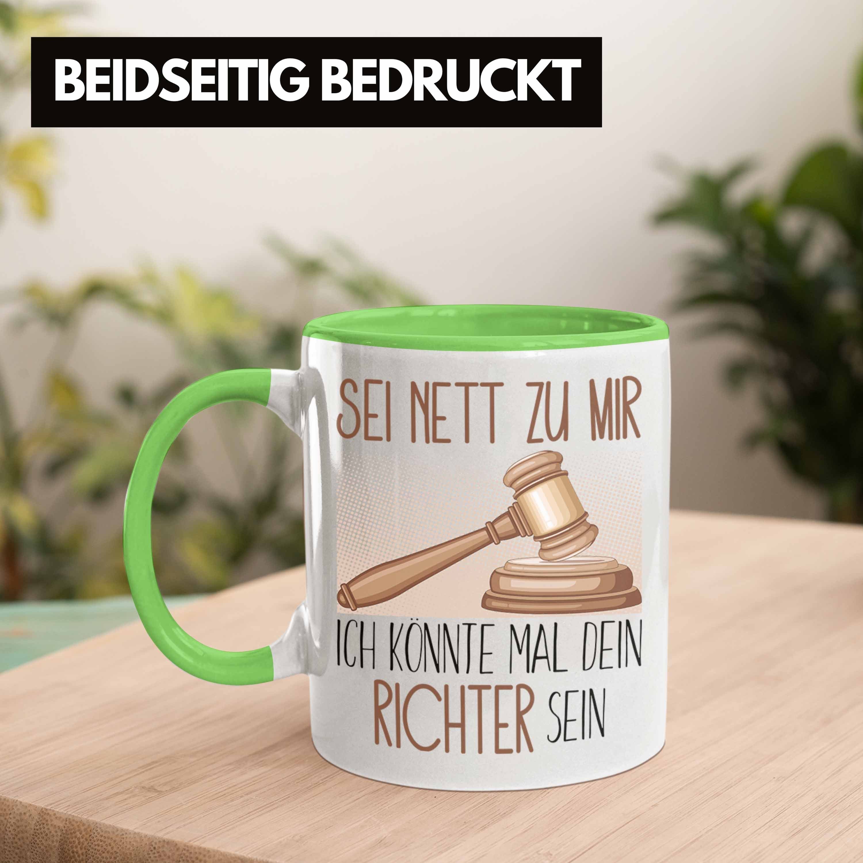 Trendation Tasse Jura Studium Geschenkidee Jurist Grün Geschenk Angehender Richter Spr Tasse