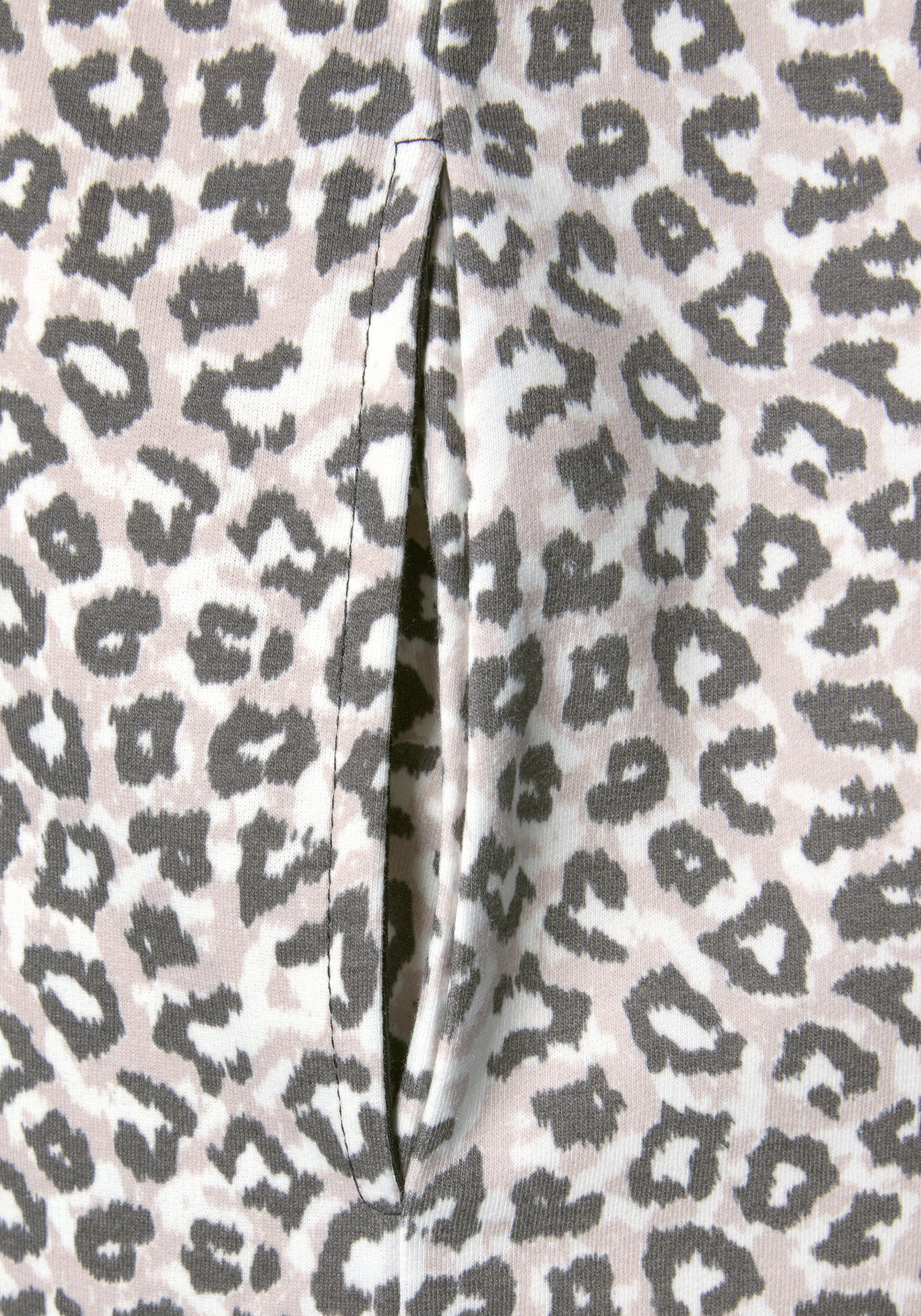 LASCANA Sweatkleid -seitlichen mit beige-schwarz und Kapuze Eingrifftaschen Rippbündchen