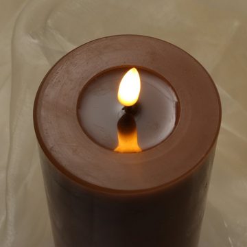 Deluxe Homeart LED-Kerze Mia Echtwachs Deluxe Wachsspiegel flackernd H: 20cm D: 7,5cm karamell