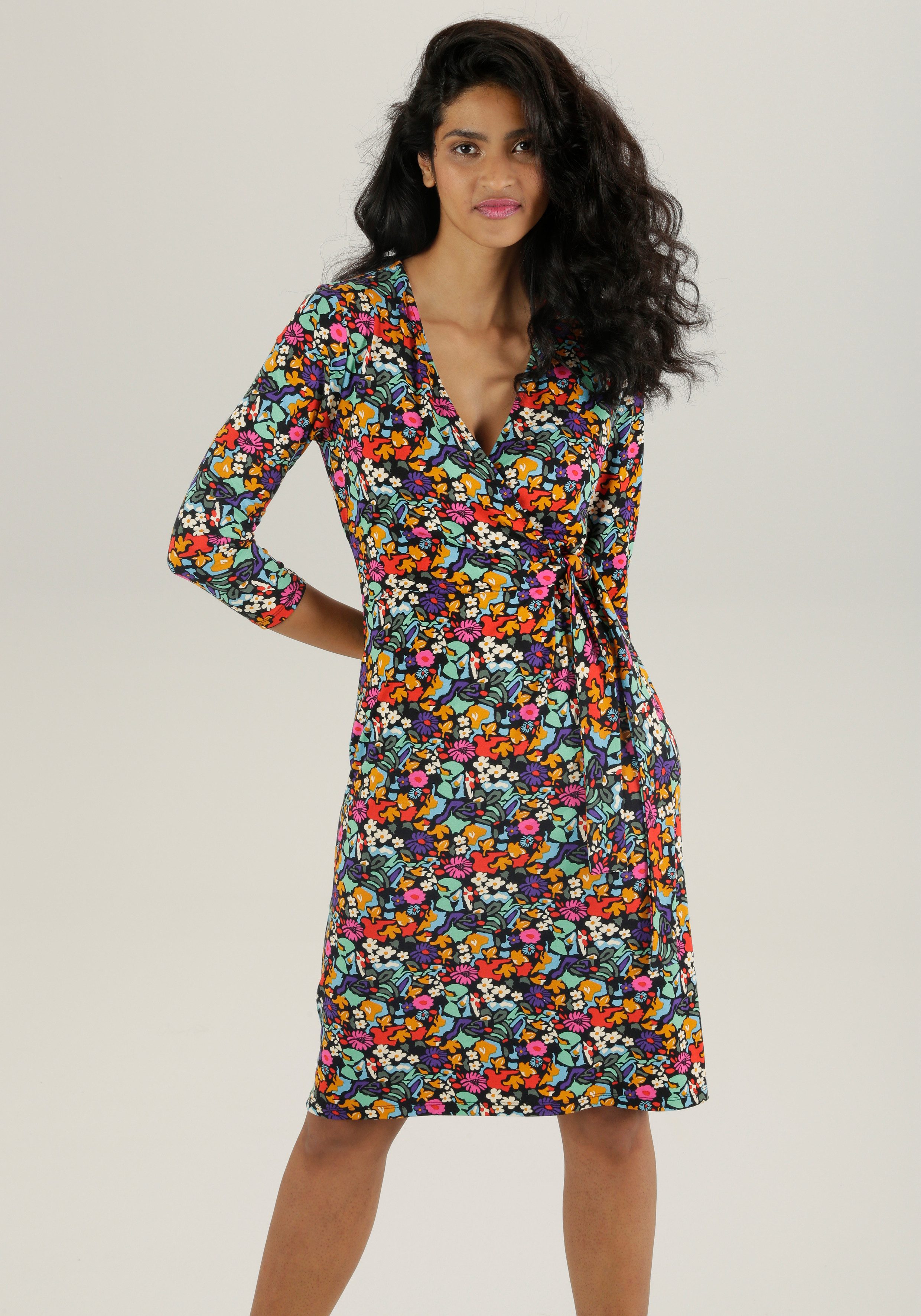 Aniston SELECTED Jerseykleid mit fröhlichem Blumendruck günstig online kaufen