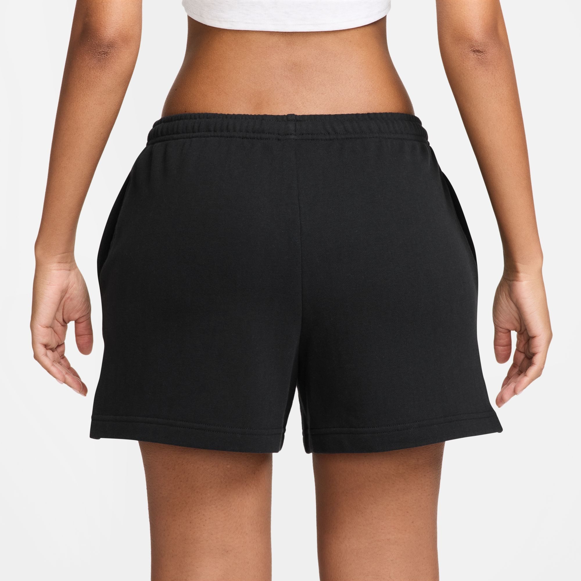 Nike Sportswear Shorts W NK STDO FLC LW MR STD 4 SHRT mit sportlichem Stil, aus Baumwolle und Polyester, lässiger Schnitt