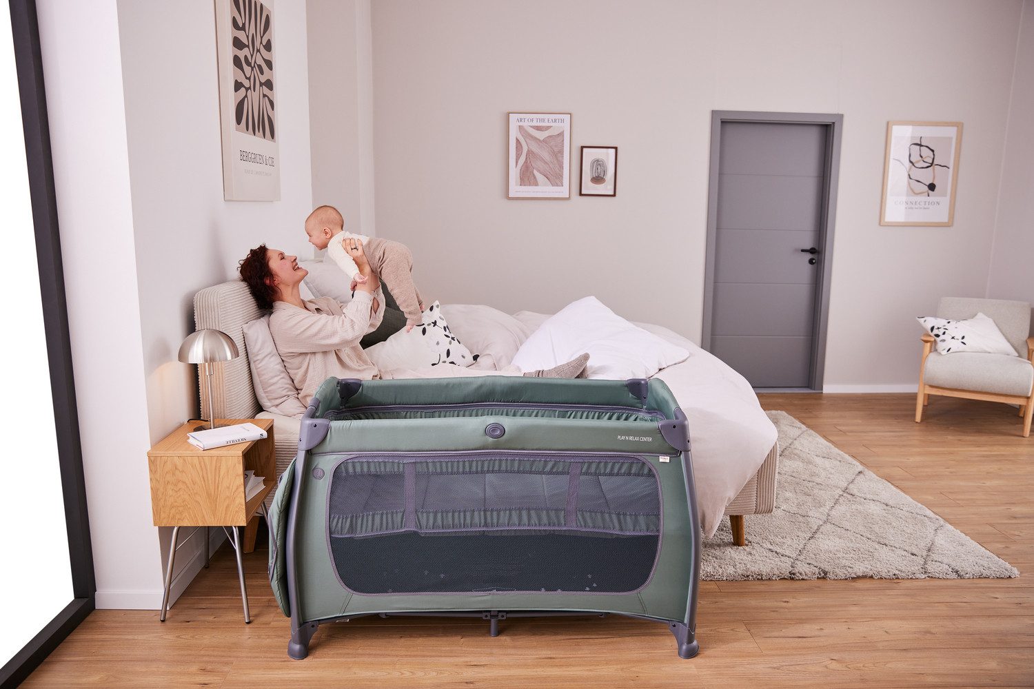 Hauck Baby-Reisebett Play N Relax Center, dark blue, inkl. Neugeboreneneinhang, Wickelmulde, Ausstieg, Räder