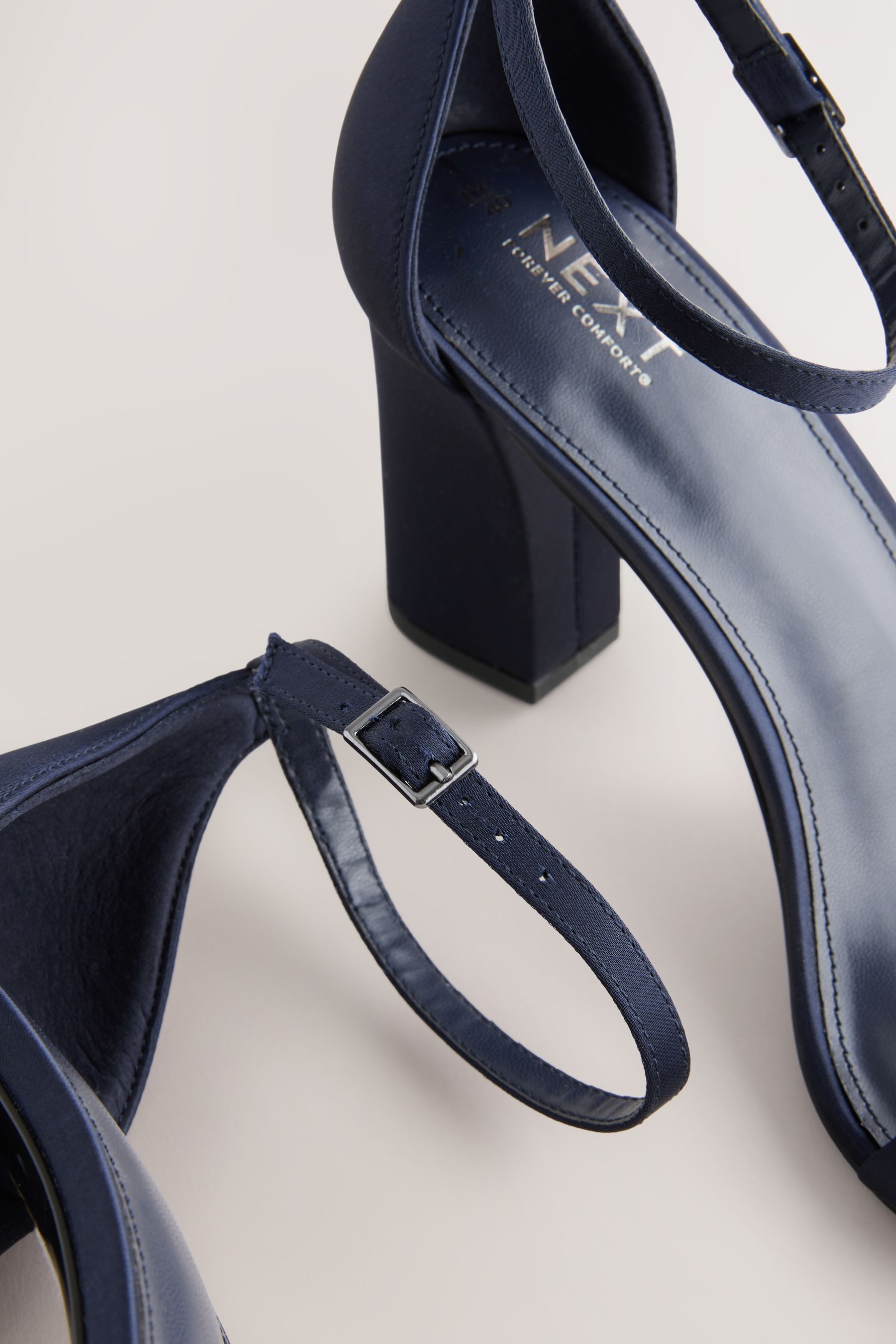 Next Forever Comfort® Blockabsatz-Sandalen, extraweit High-Heel-Sandalette günstig online kaufen