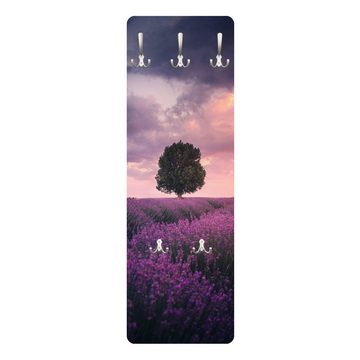 Bilderdepot24 Garderobenpaneel violett Bäume Wald Blumen Floral Natur Baum im Lavendelfeld Design (ausgefallenes Flur Wandpaneel mit Garderobenhaken Kleiderhaken hängend), moderne Wandgarderobe - Flurgarderobe im schmalen Hakenpaneel Design