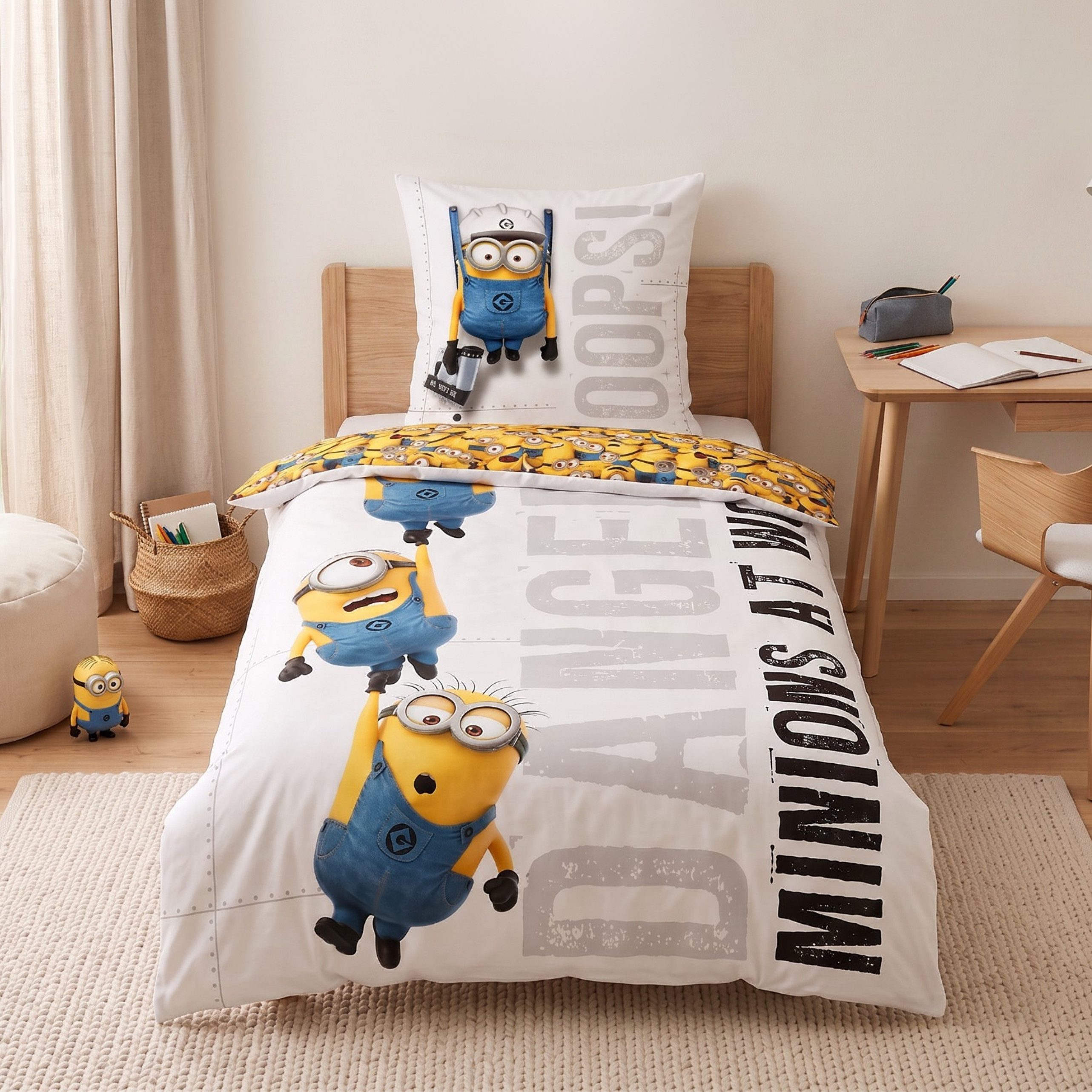MTOnlinehandel Bettwäsche Minions 135x200 cm, Wendemotiv, Mikrofaser, 2 teilig, Kinderbettwäsche mit Kevin, Stuart und Bob