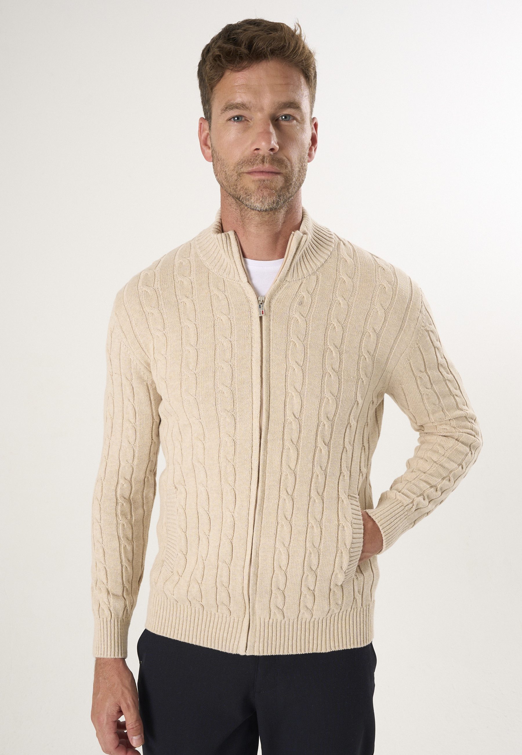 Felix Hardy Strickjacke Strickjacke mit Zopfmuster