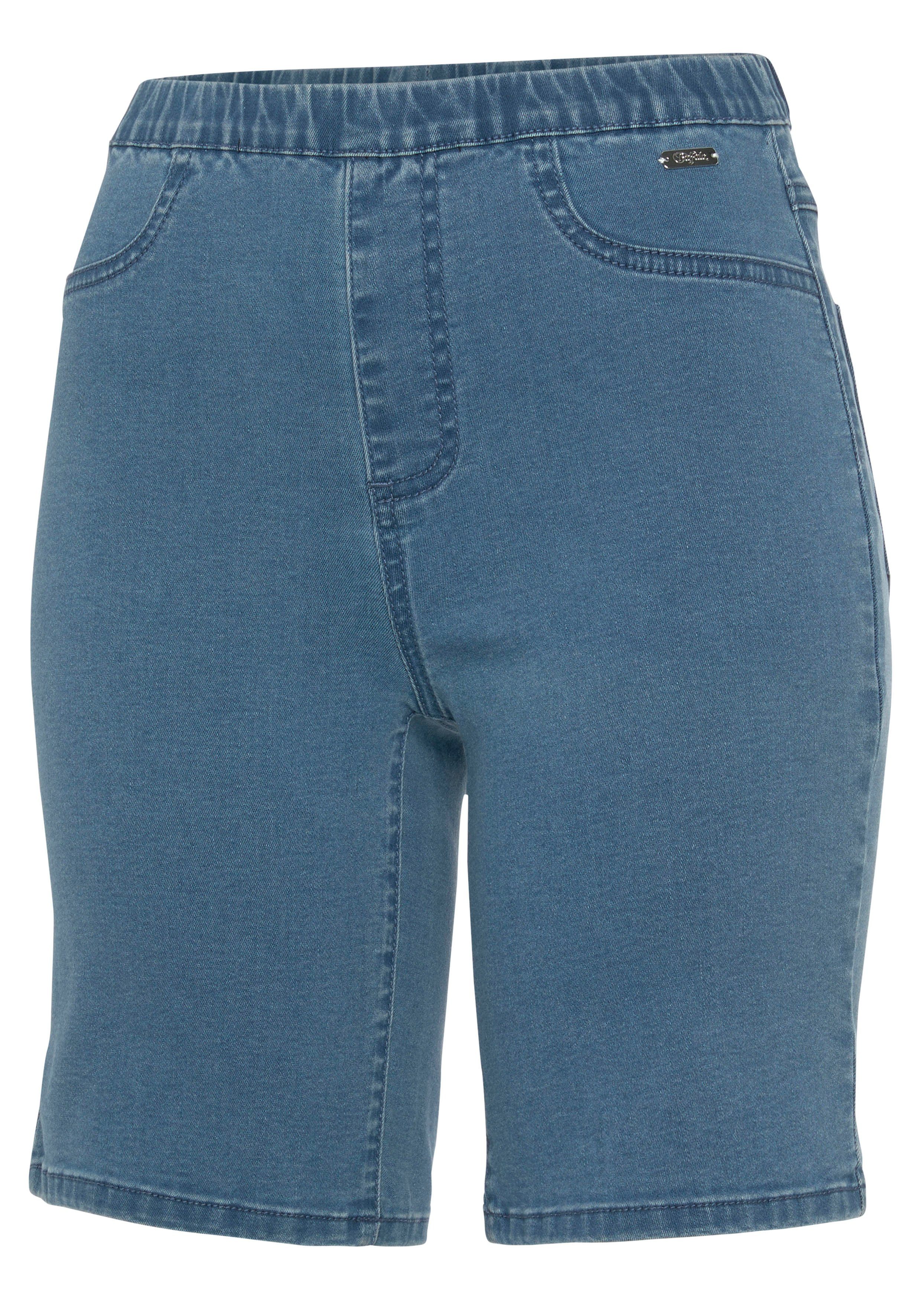 Buffalo Bermudas im elastischem Denim mit zwei Gesäßtaschen