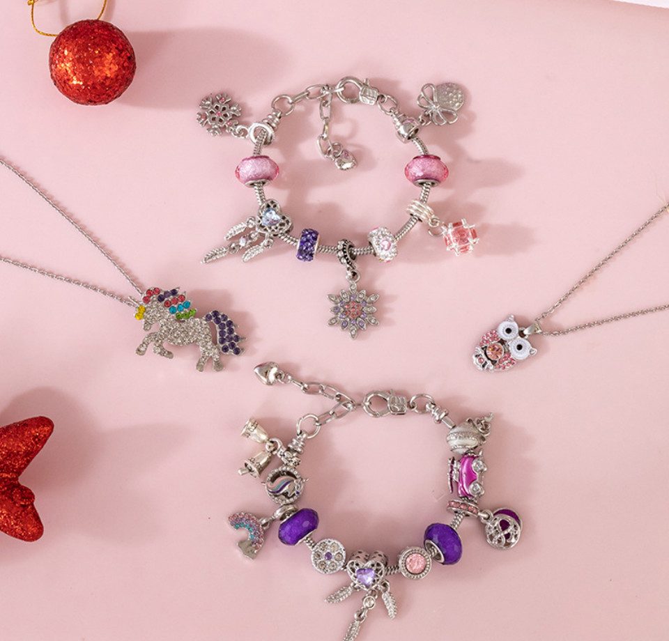 CLTYQ Schmuck-Adventskalender Schmuck-Adventskalender Weihnachtskalender Teenager Mädchen Kinder, DIY Adventskalender Inhalt Kinder Frauen Schmuck Armband
