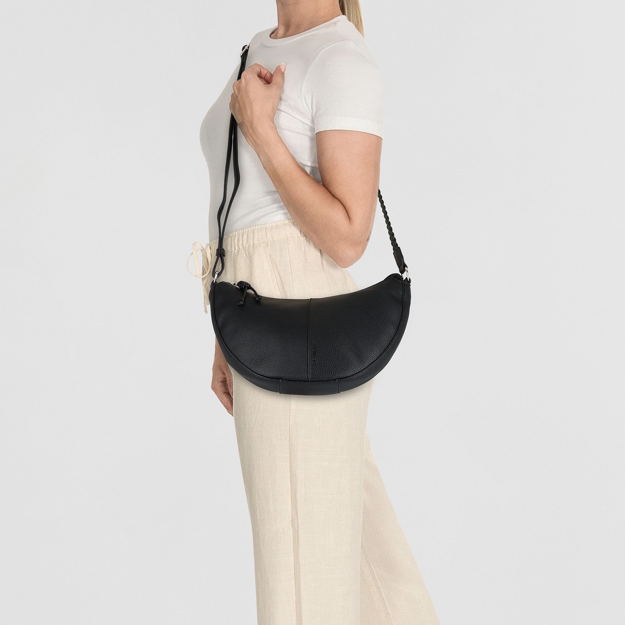 TOM TAILOR Denim Umhängetasche Neda, Polyurethan