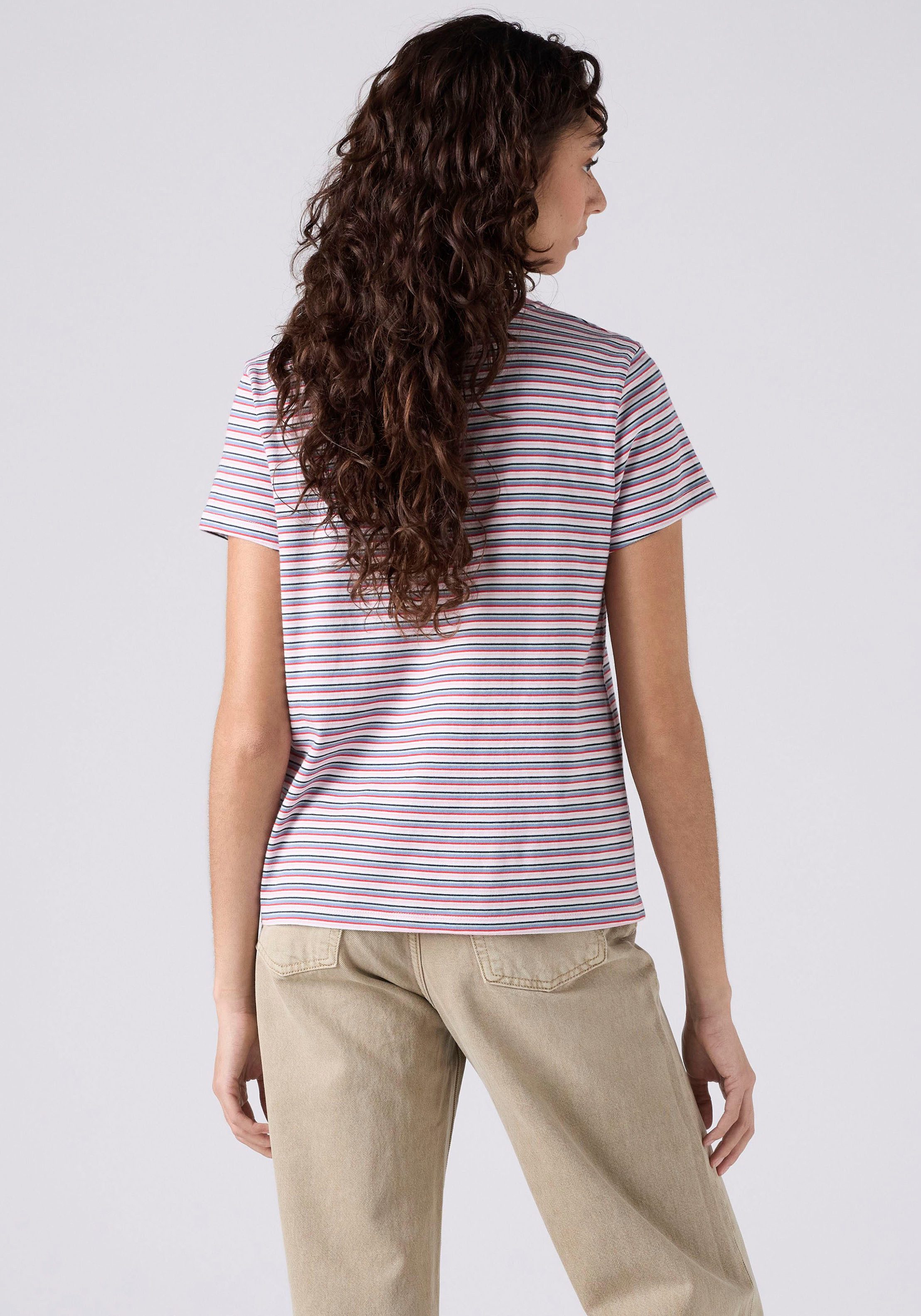 Levi's® T-Shirt PERFECT TEE mit kleiner Logo-Stickerei