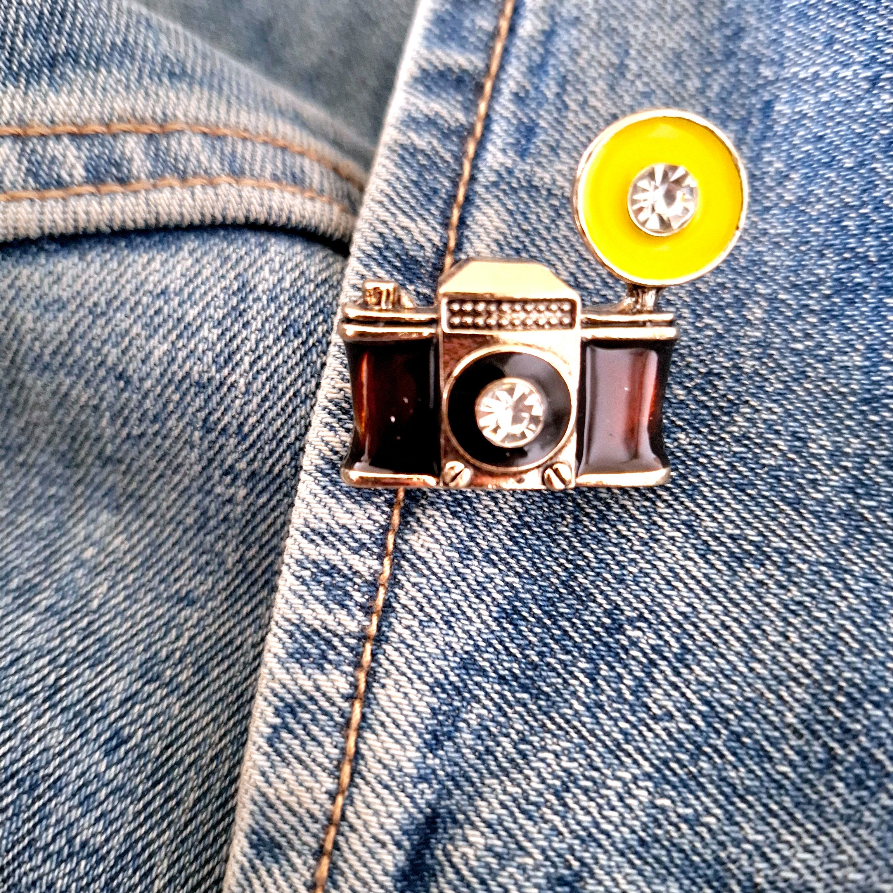 Brosche Pin Anstecker vintage Kamera Fotoapparat für Kleidung & Taschen