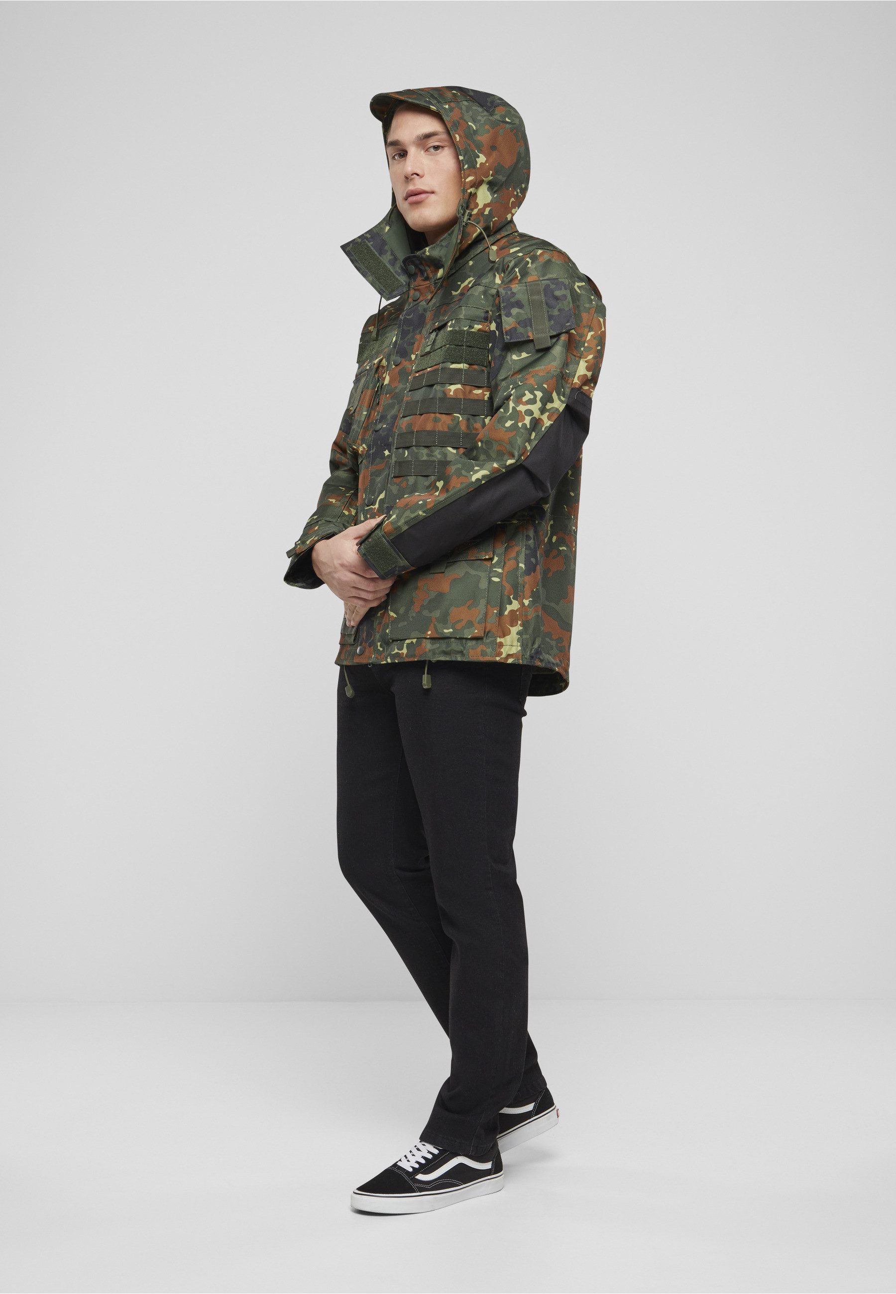Brandit Winterjacke Brandit Herren Performance Outdoorjacket (1-St)
