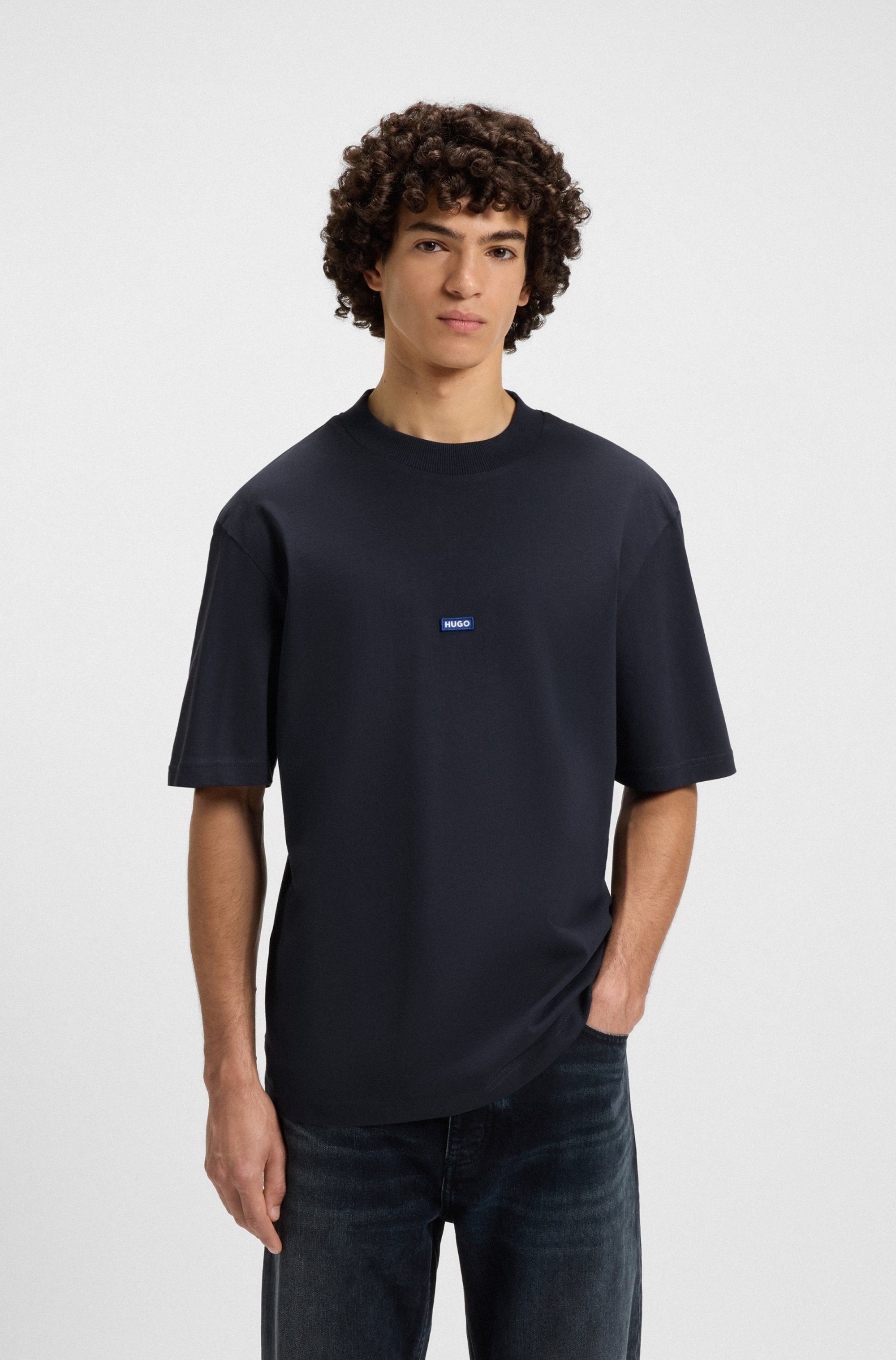 HUGO Blue T-Shirt Nieros mit Logo-Patch günstig online kaufen