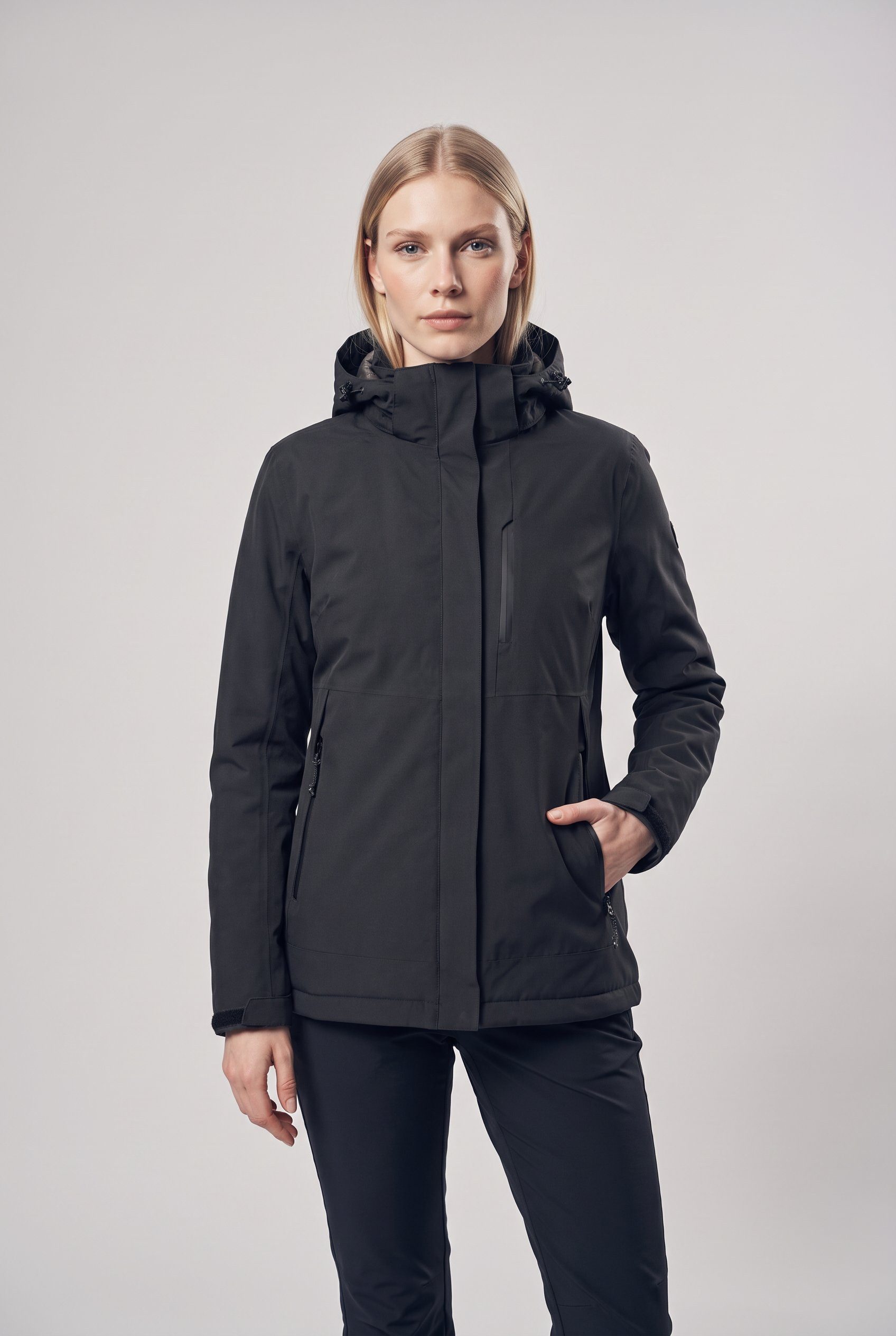 Killtec Funktionsjacke KOW 219 WMN JCKT mit abzippbarer, regulierbarer Kapuze, winddicht, atmungsaktiv – Bild 2 von 5