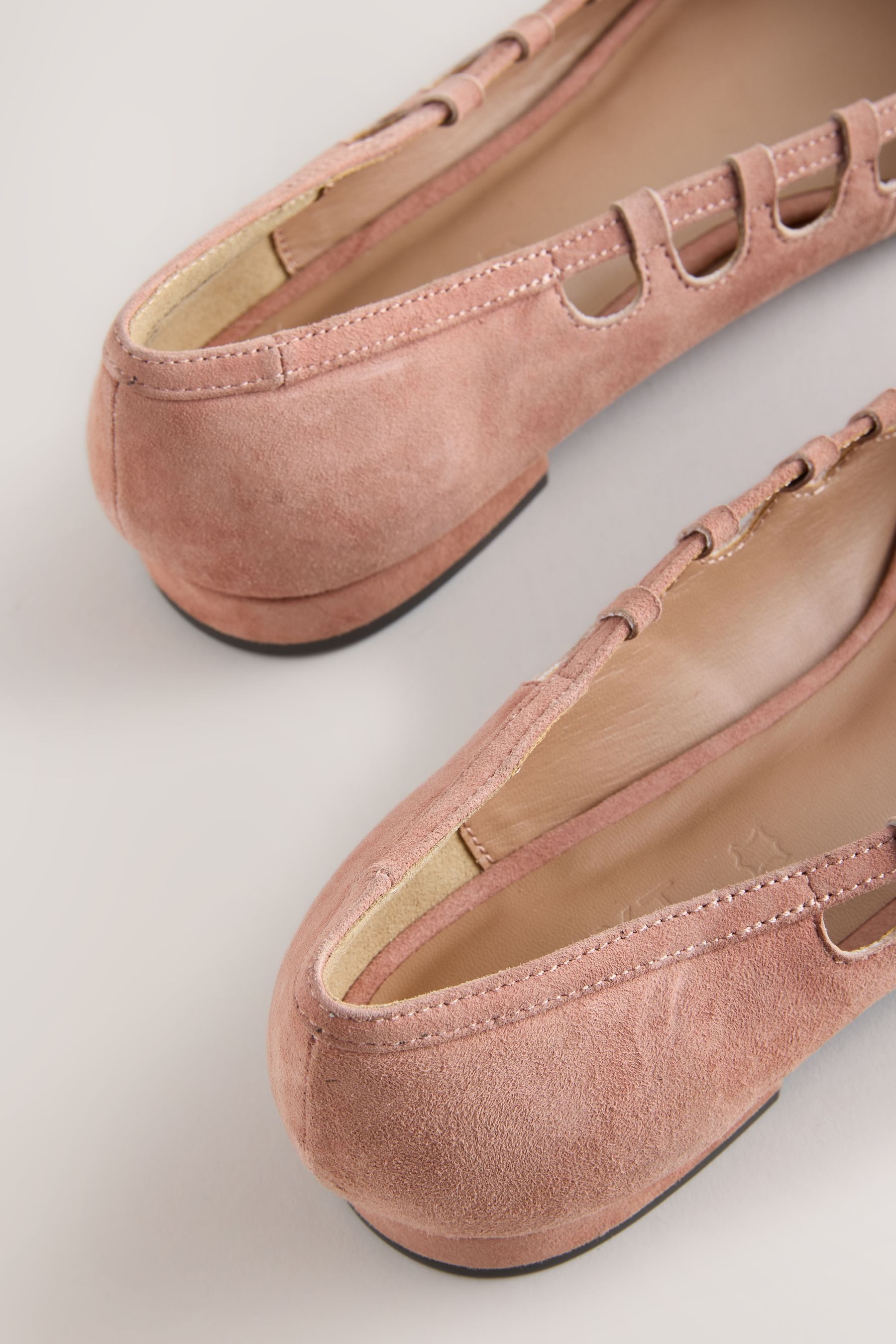 Next Forever Comfort® Spitze Lederschuhe mit Cutout Ballerina (1-tlg)