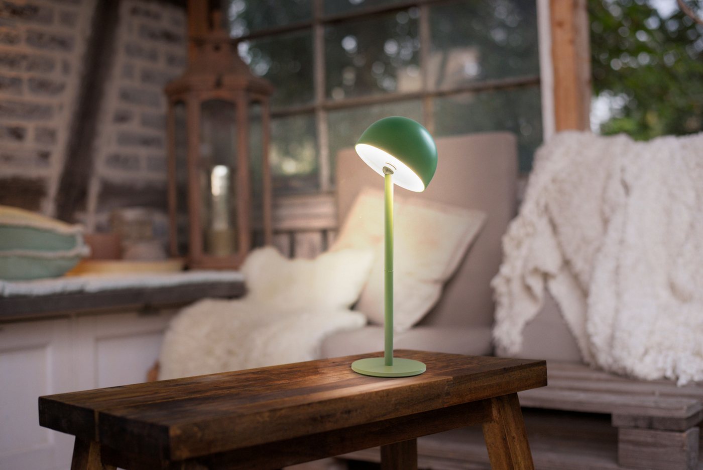 OTTO home Tischleuchte Akku Tischlampe GERRIN Indoor Outdoor, magnetischer Flaschenaufsatz, Dimmfunktion, Memoryfunktion, LED fest integriert, Warmweiß, Pilzlampe Flaschenaufsatz, Regulierung der Lichtstärke, Pilz, Lampe