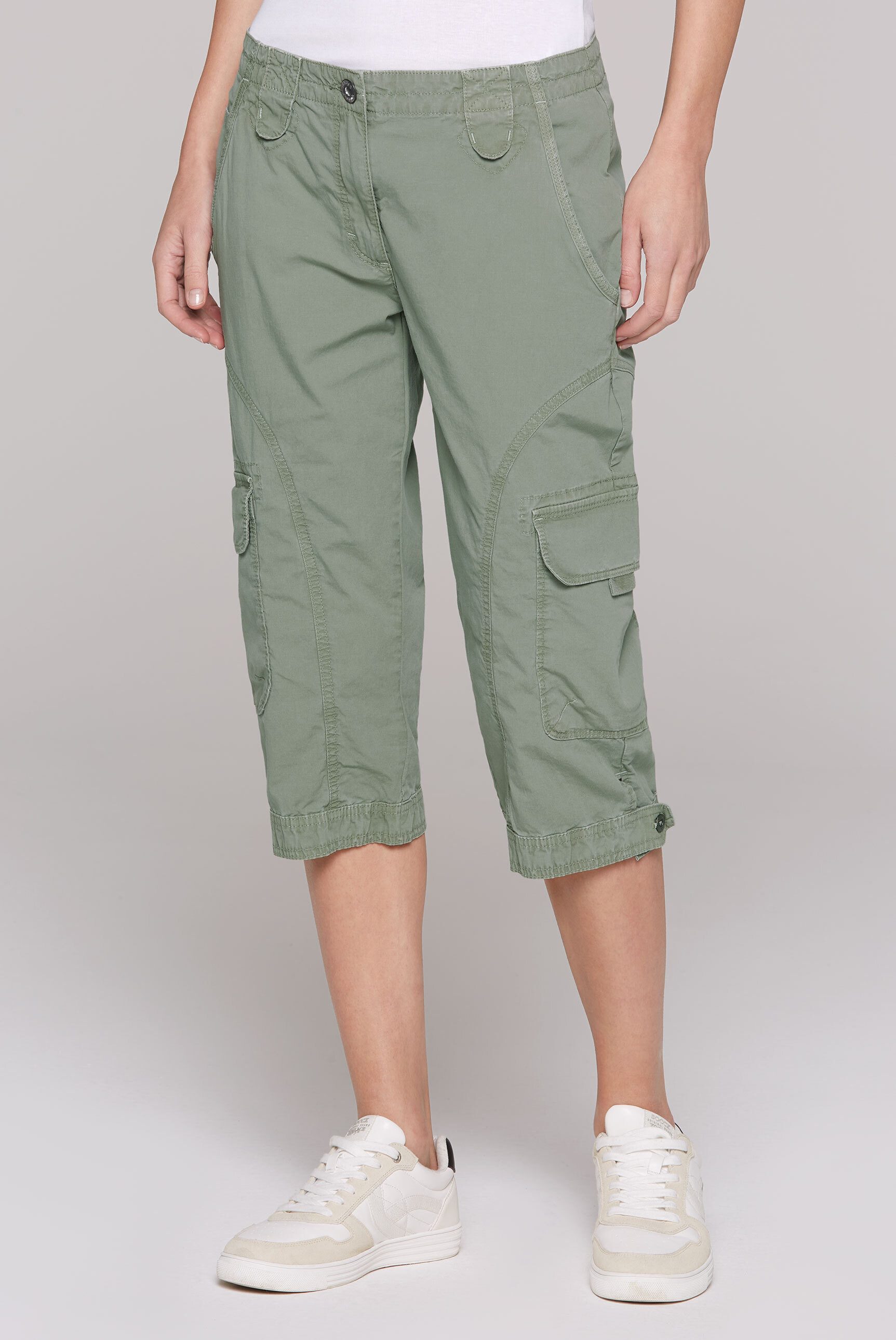 SOCCX Shorts mit aufgesetzten Taschen vorne