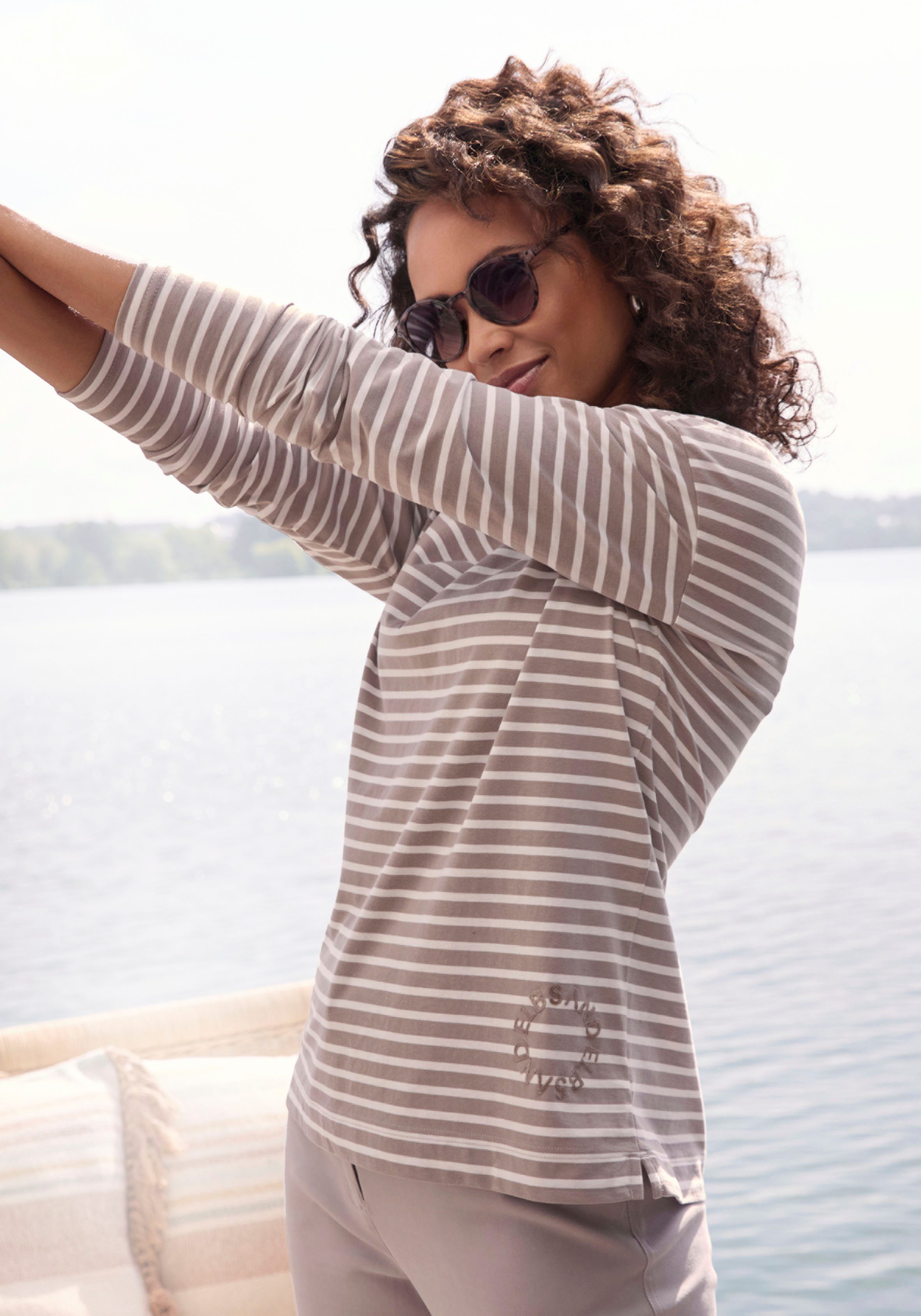 Elbsand Langarmshirt Tooske mit Ringelmuster, dezenter Logodruck, casual