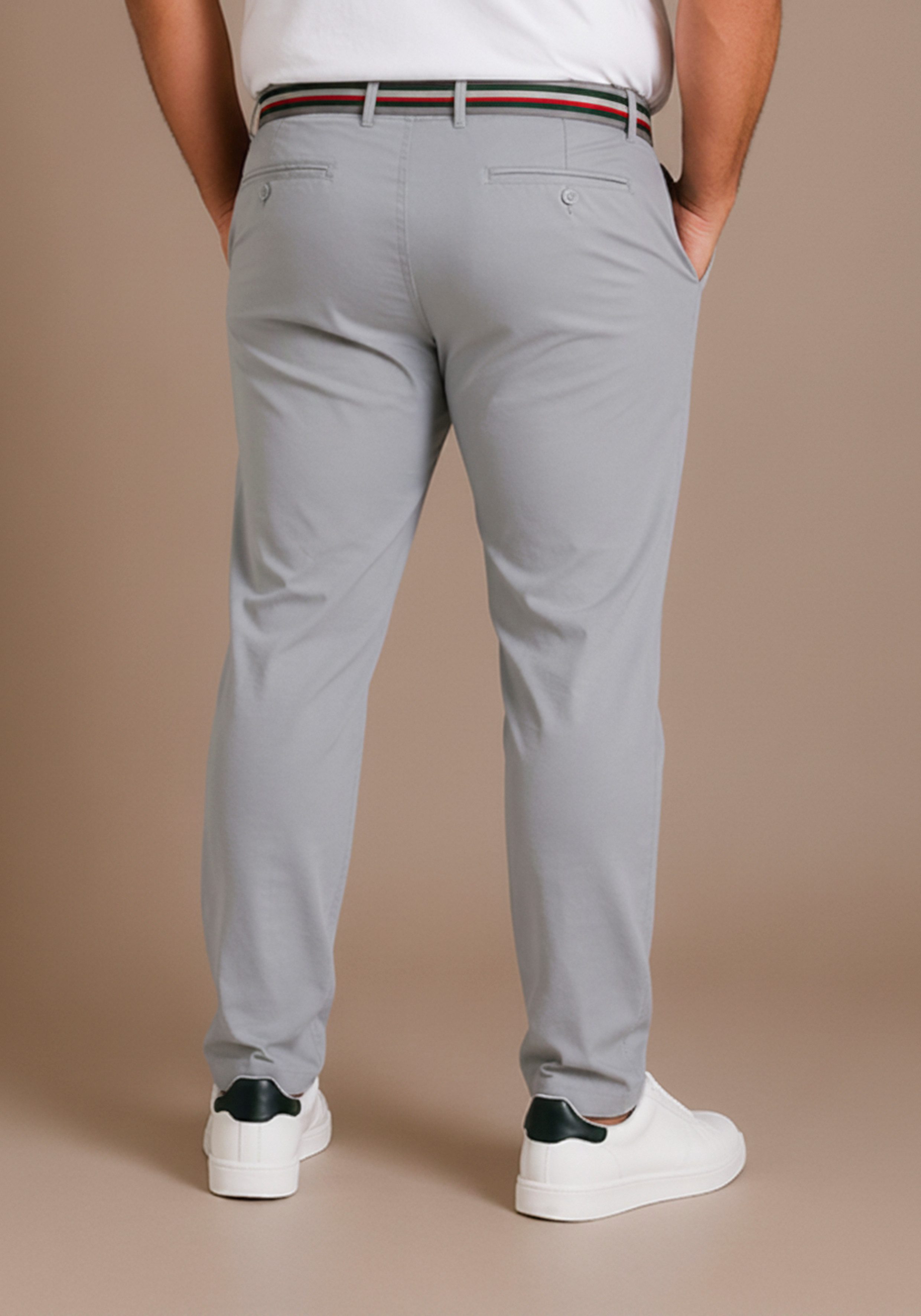 Man's World Plus Chinohose inklusive Gürtel (2-tlg) gerade Beinform, Regular Fit, mit krempelbarem Beinabschluss – Bild 2 von 5