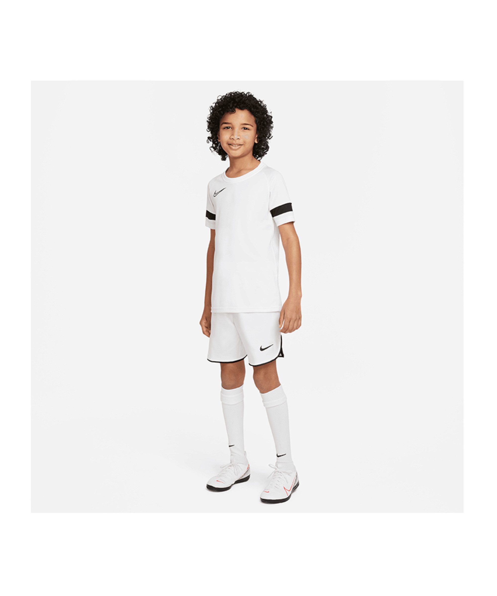 Nike Sporthose Nike Performance Laser V Woven Short Kids Shorts Laser