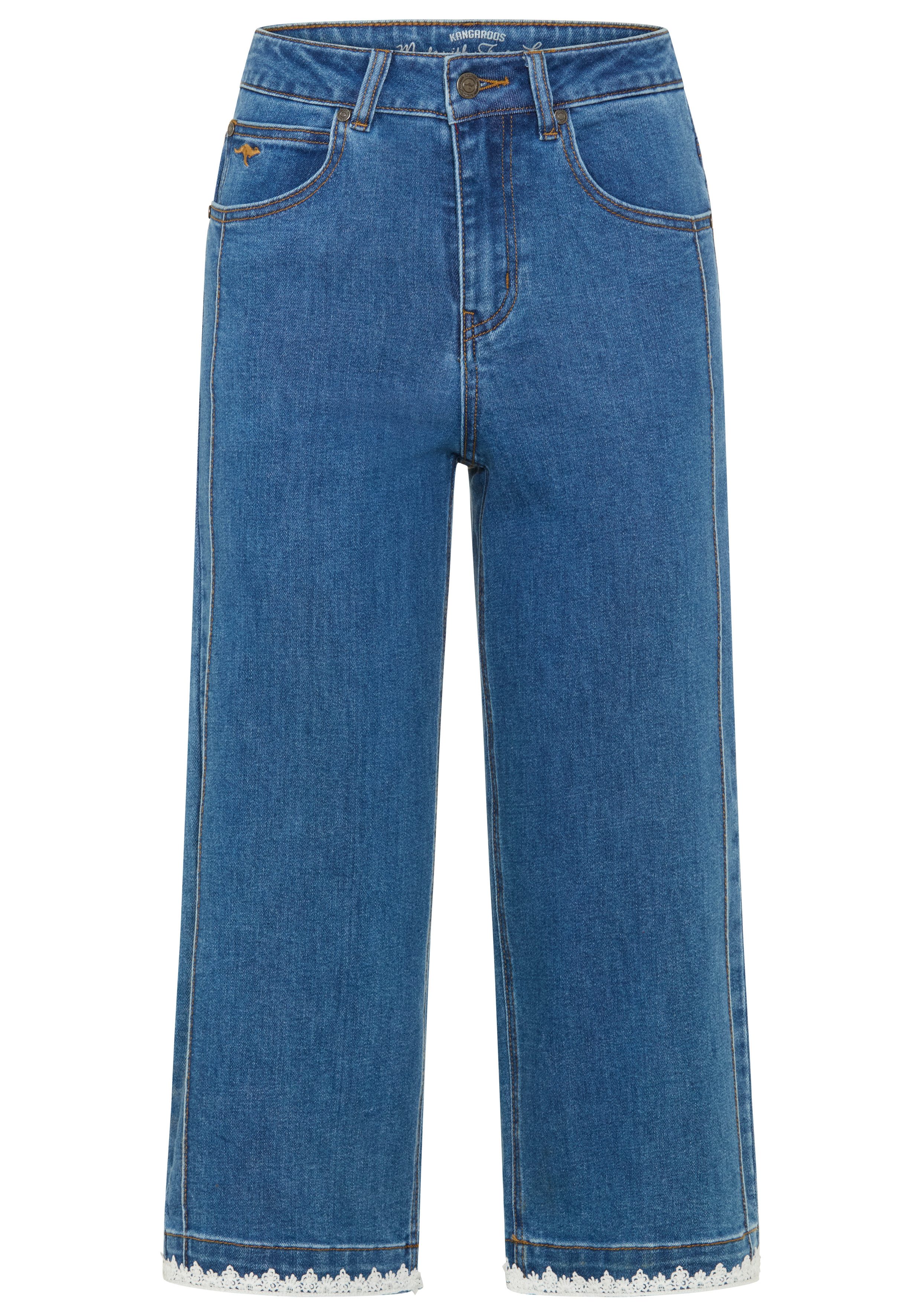 KangaROOS Comfort-fit-Jeans mit Eingrifftaschen, Gesäßtaschen und Coinpocket, in 3/4-Länge