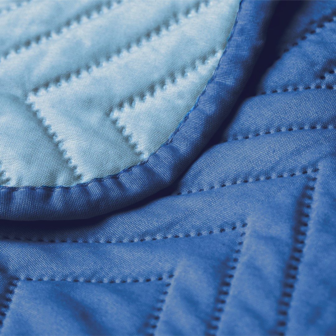 Restilo Tagesdecke Wende-Tagesdecke, gesteppter Bettüberwurf leichte Wohndecke, mit Steppung, leichter Bettüberwurf – Bild 4 von 5
