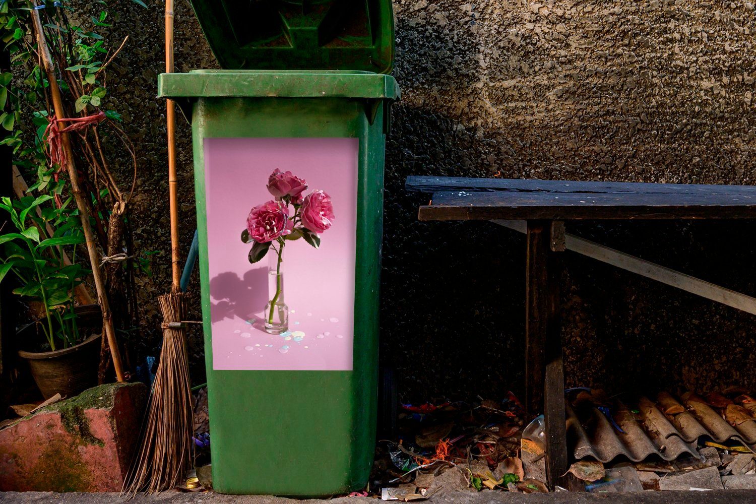 MuchoWow Wandsticker Rosen - - Sticker, Vase Rosa Container, St), (1 Mülleimer-aufkleber, Abfalbehälter Mülltonne