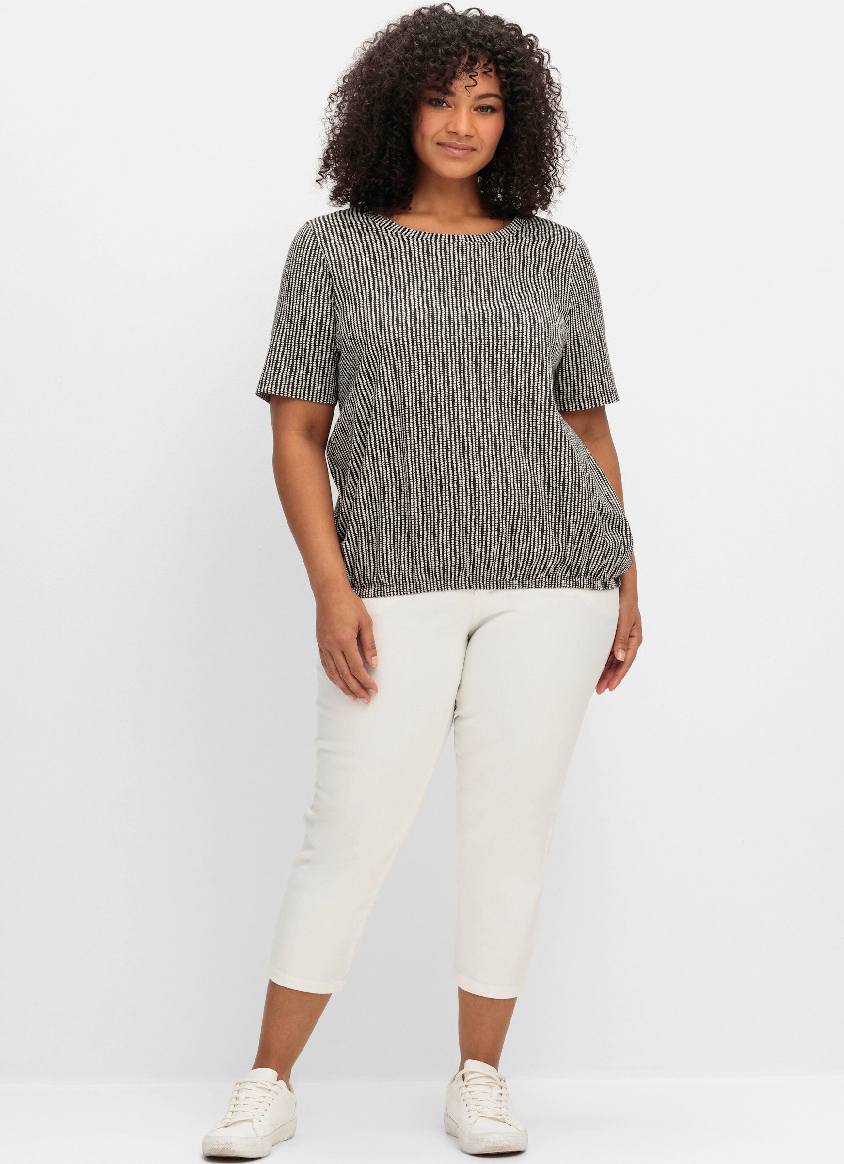 Sheego T-Shirt Kurzarmshirt . mit Minimal-Druck und Gummizugbund günstig online kaufen